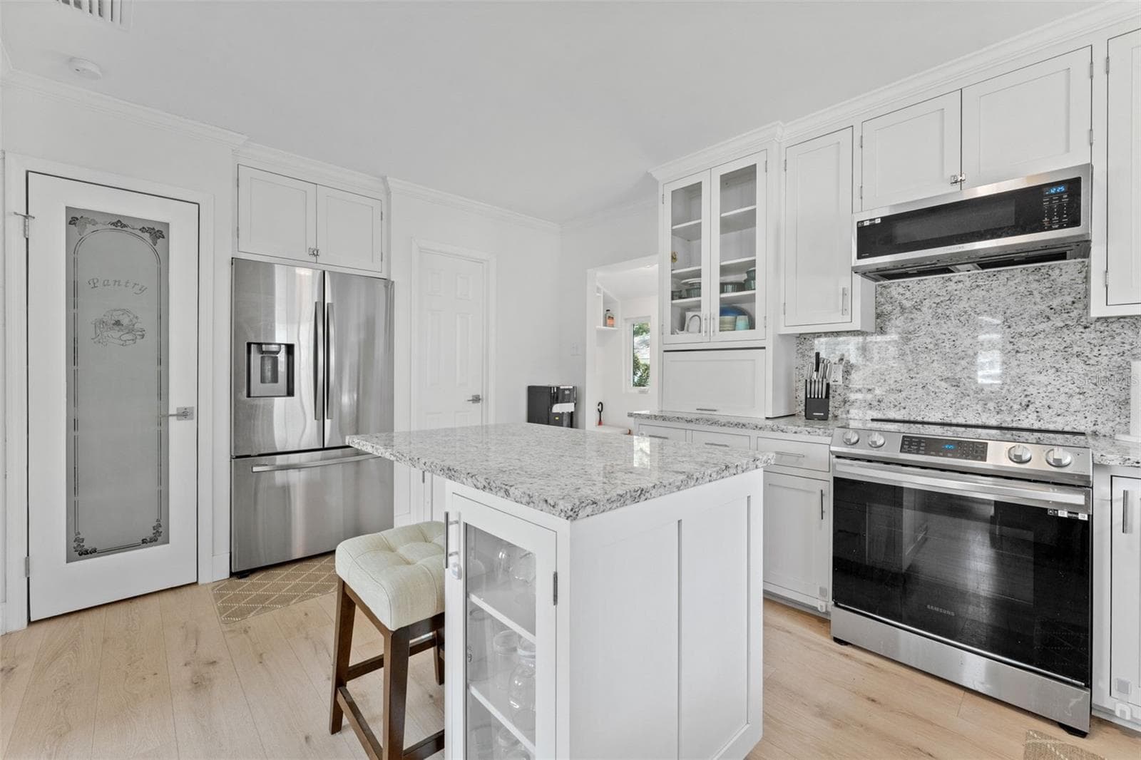 Single Family Residence at 802 W CORAL ST, TAMPA, photo 17 of 58