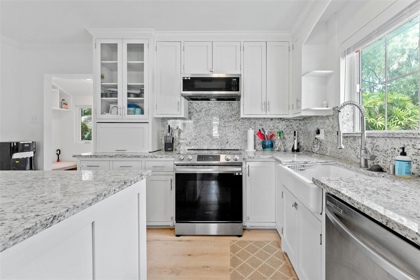 Single Family Residence at 802 W CORAL ST, TAMPA, photo 19 of 58