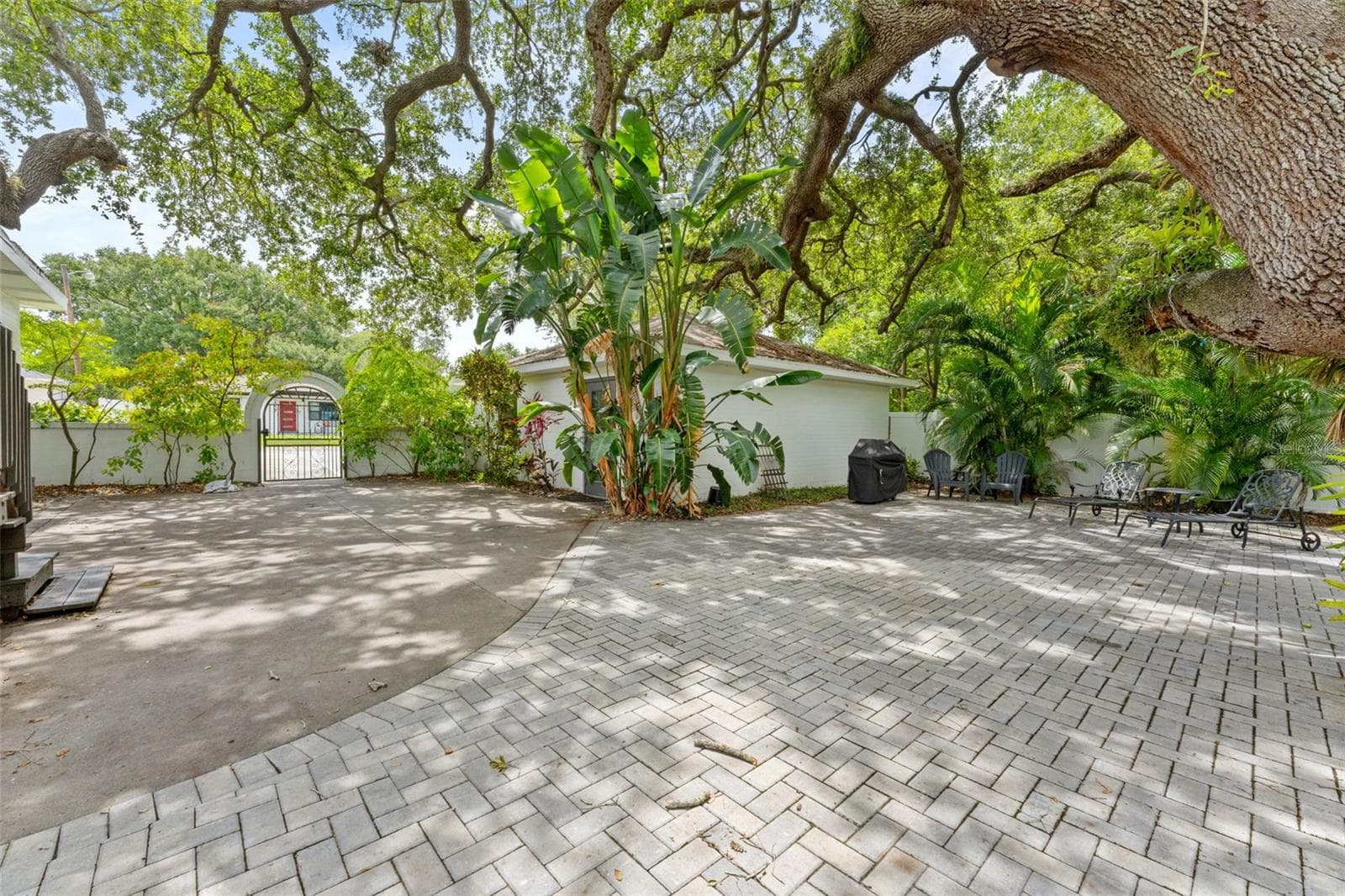 Single Family Residence at 802 W CORAL ST, TAMPA, photo 45 of 58