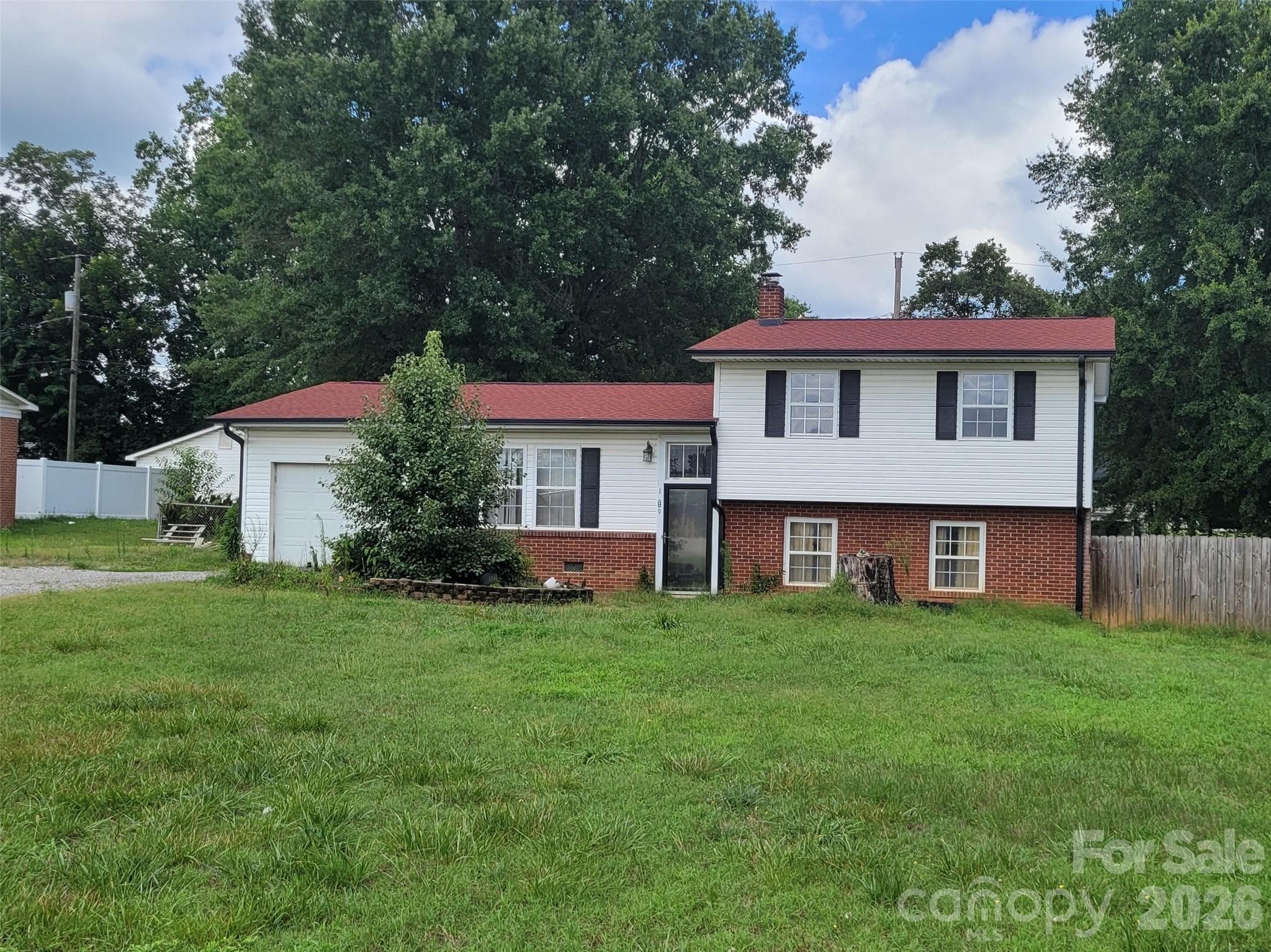 1009 E Church Street