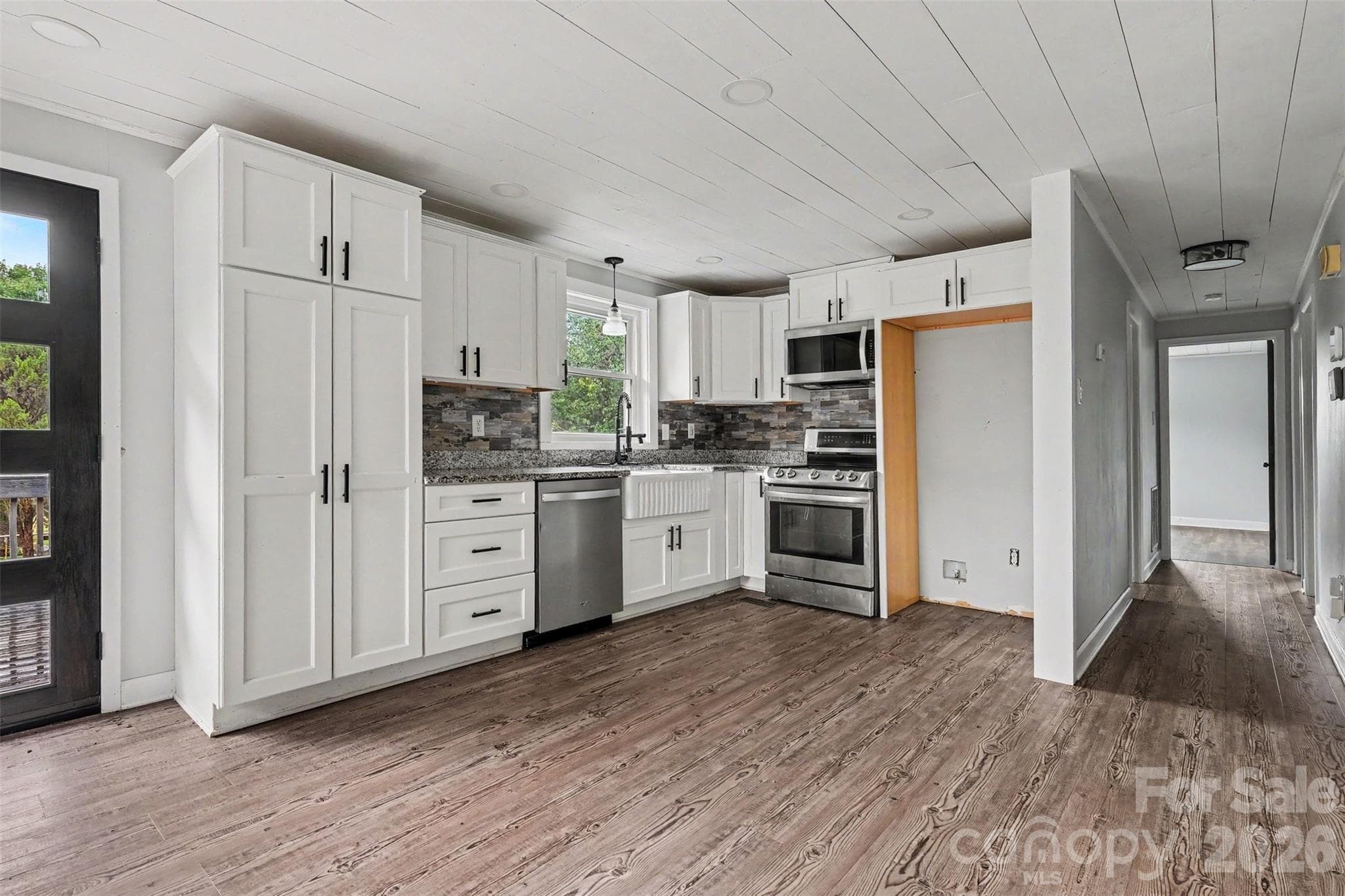 Single Family Residence at 2310 24th Avenue NE, Hickory, photo 16 of 38