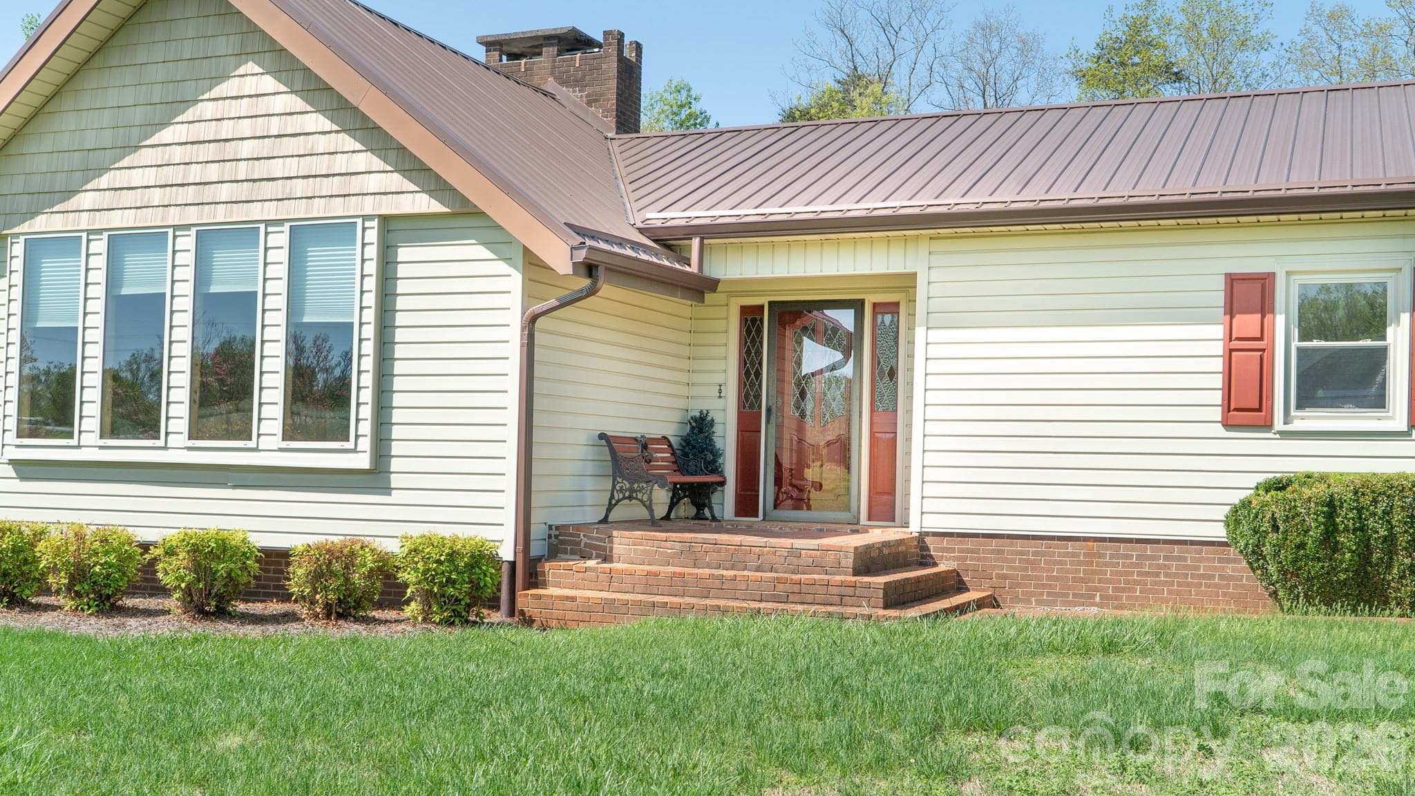 Entry to Front Foyer - 1368 Cajah Mountain Road, Hudson