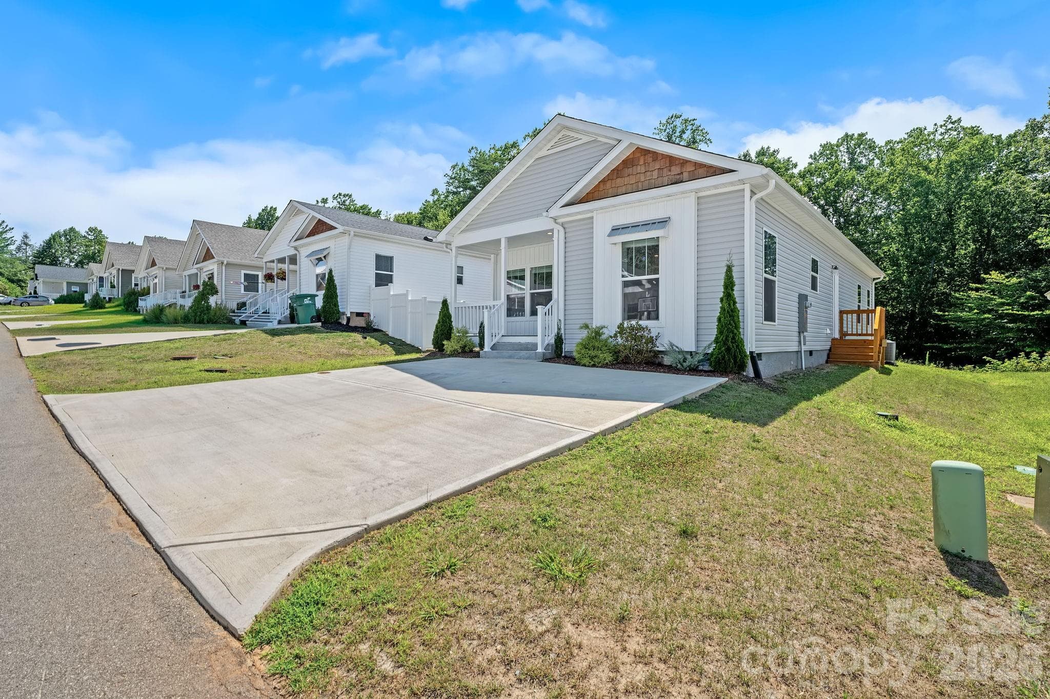 Single Family Residence at 128 Bellamy Road, Asheville, photo 24 of 24