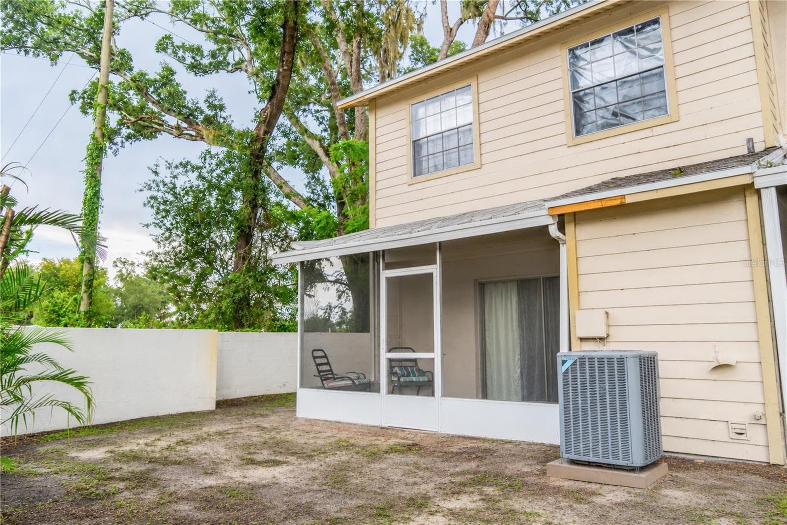 Townhouse at 602 SAINT HENRY DR, BRANDON, photo 25 of 29