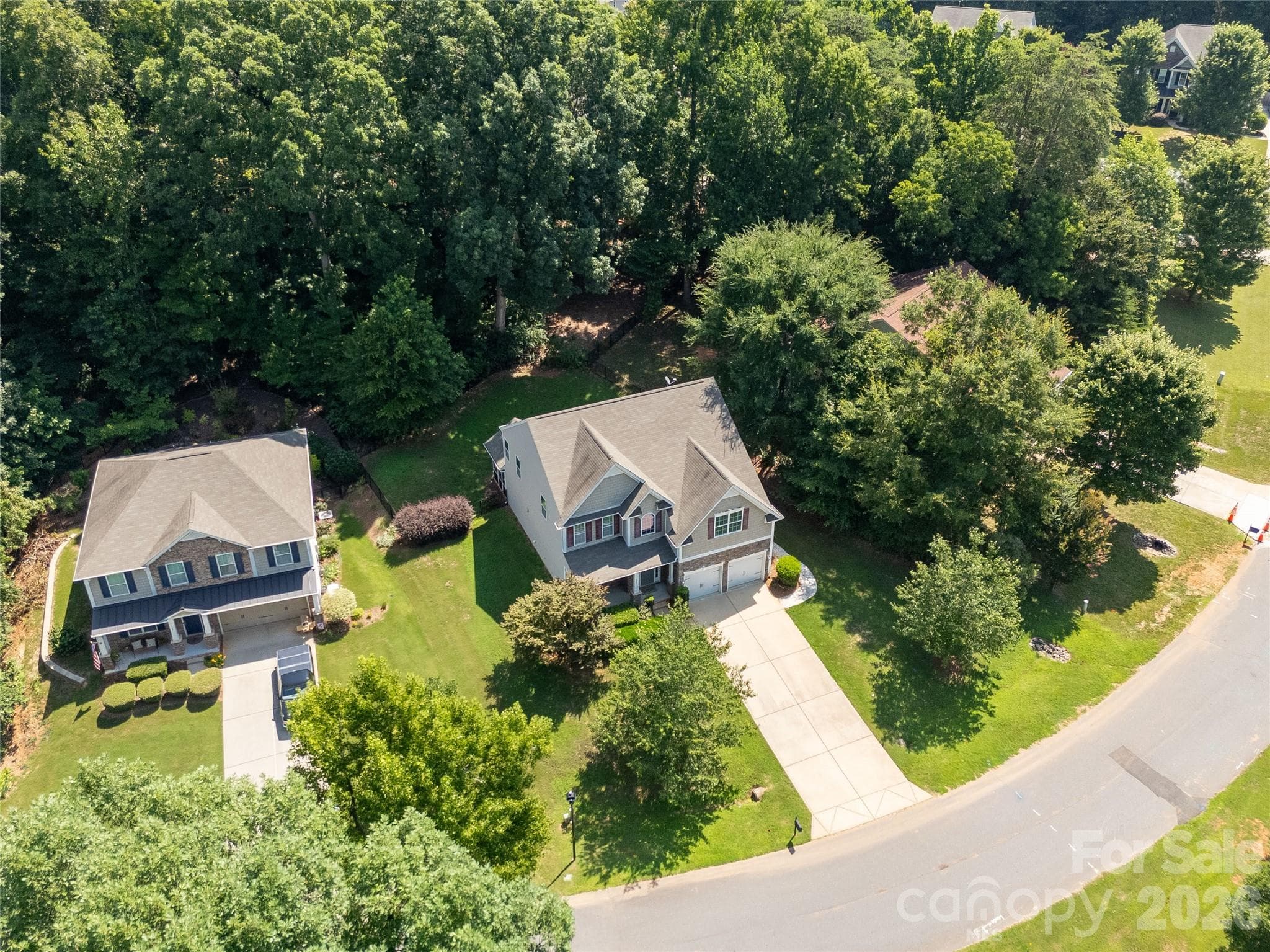 Single Family Residence at 924 Autumn Glen Court, Clover, photo 5 of 46