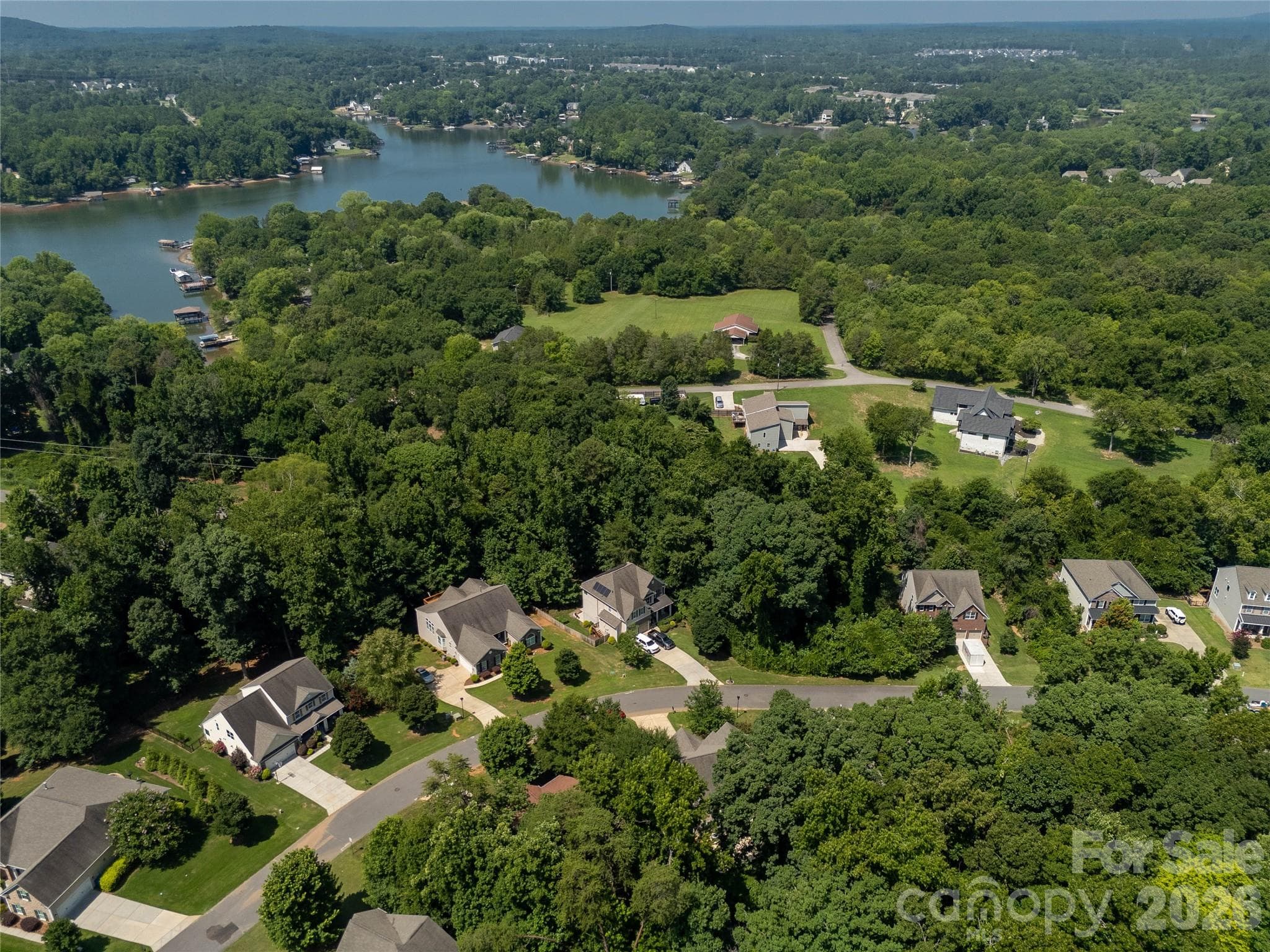Single Family Residence at 924 Autumn Glen Court, Clover, photo 9 of 46