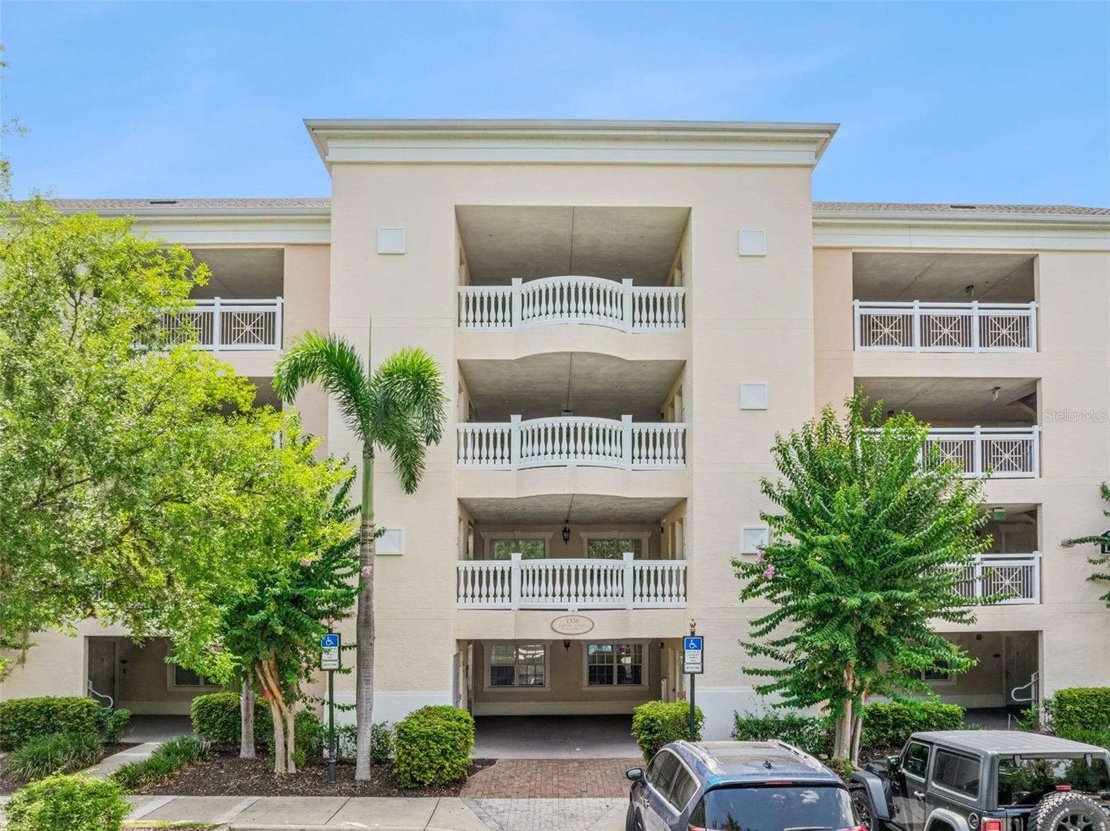 Condominium at 1356 CENTRE COURT RIDGE DR #303, KISSIMMEE, photo 2 of 48