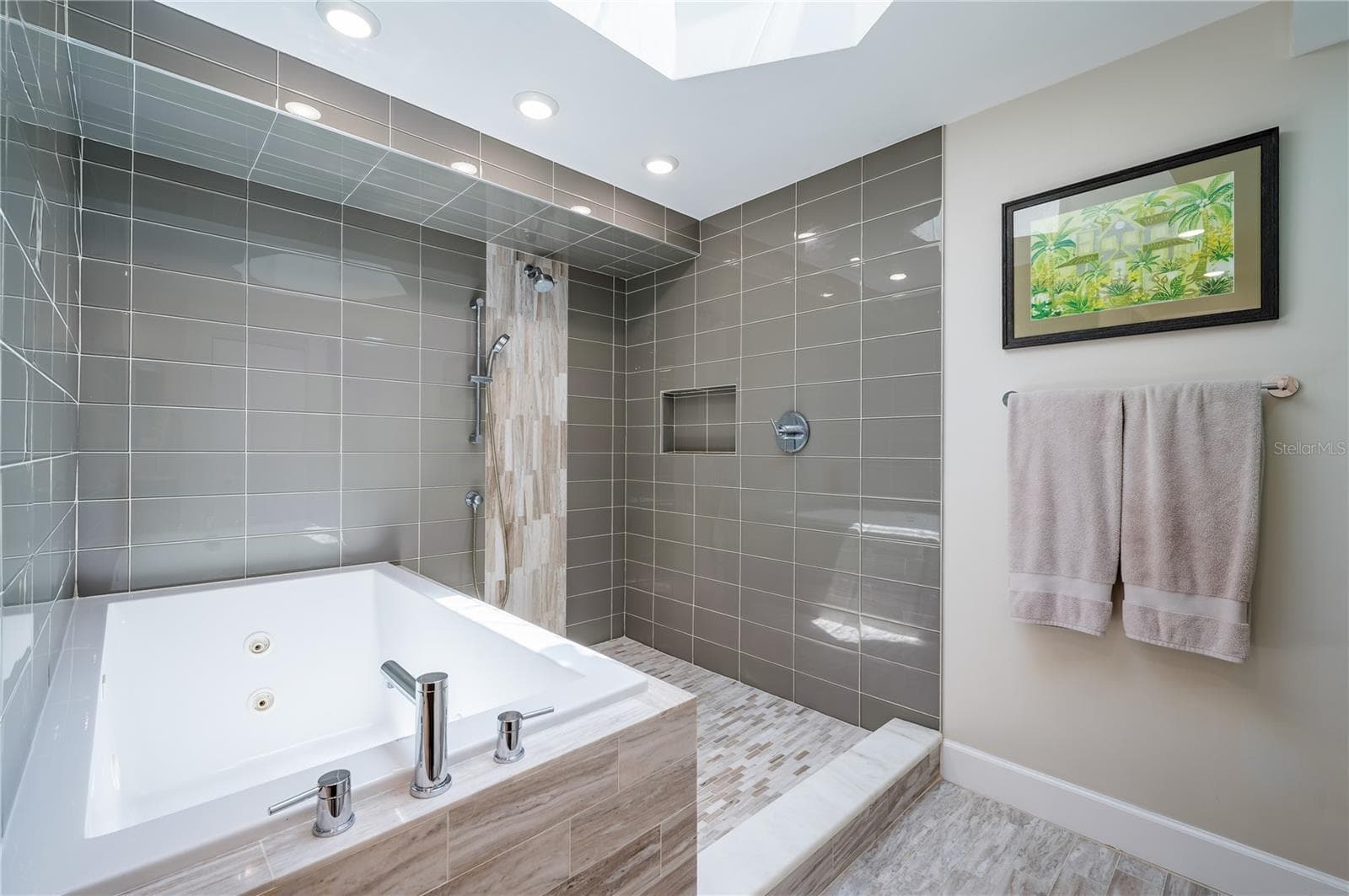 Condominium at 17940 GULF BLVD #18C, REDINGTON SHORES, photo 33 of 49