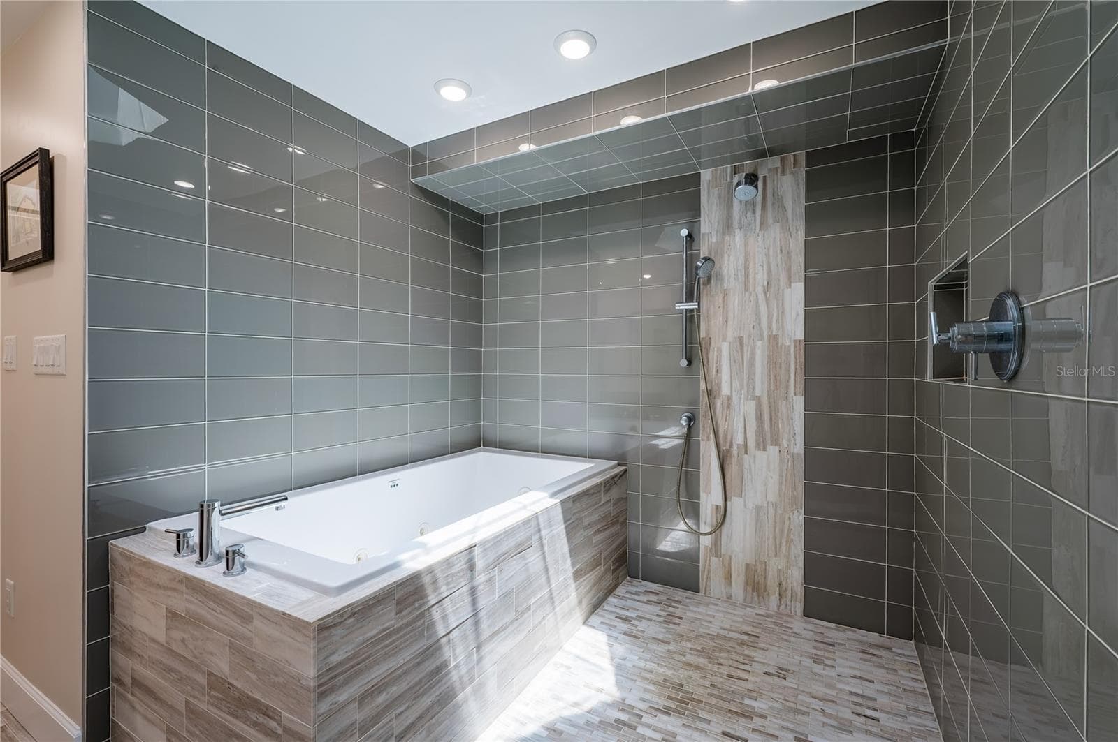 Condominium at 17940 GULF BLVD #18C, REDINGTON SHORES, photo 34 of 49