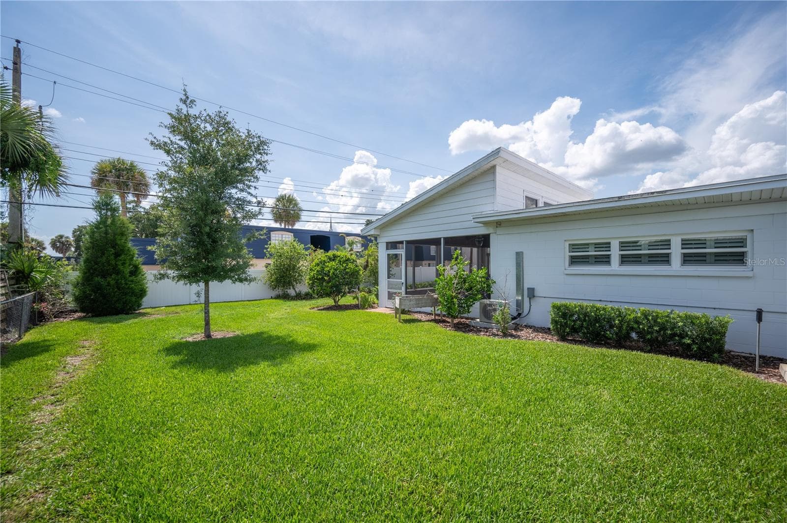 Single Family Residence at 1211 HUNT AVE, LAKELAND, photo 35 of 42