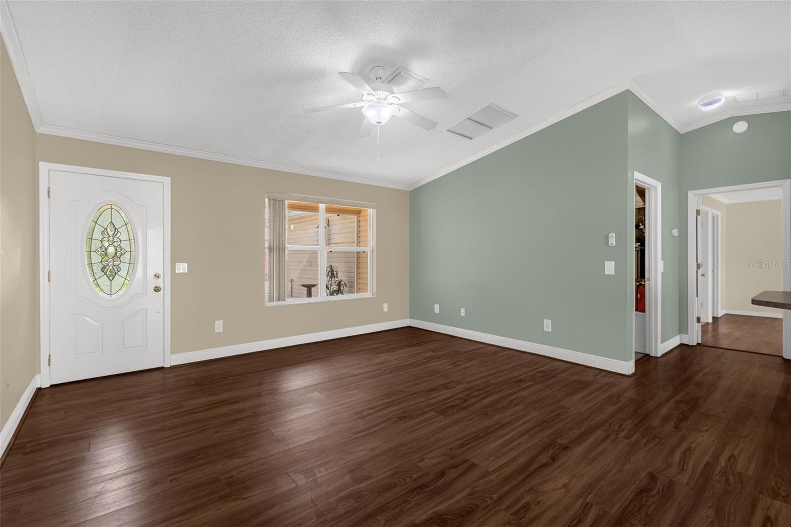 Single Family Residence at 17648 SE 93RD BUTLER CT, THE VILLAGES, photo 9 of 40