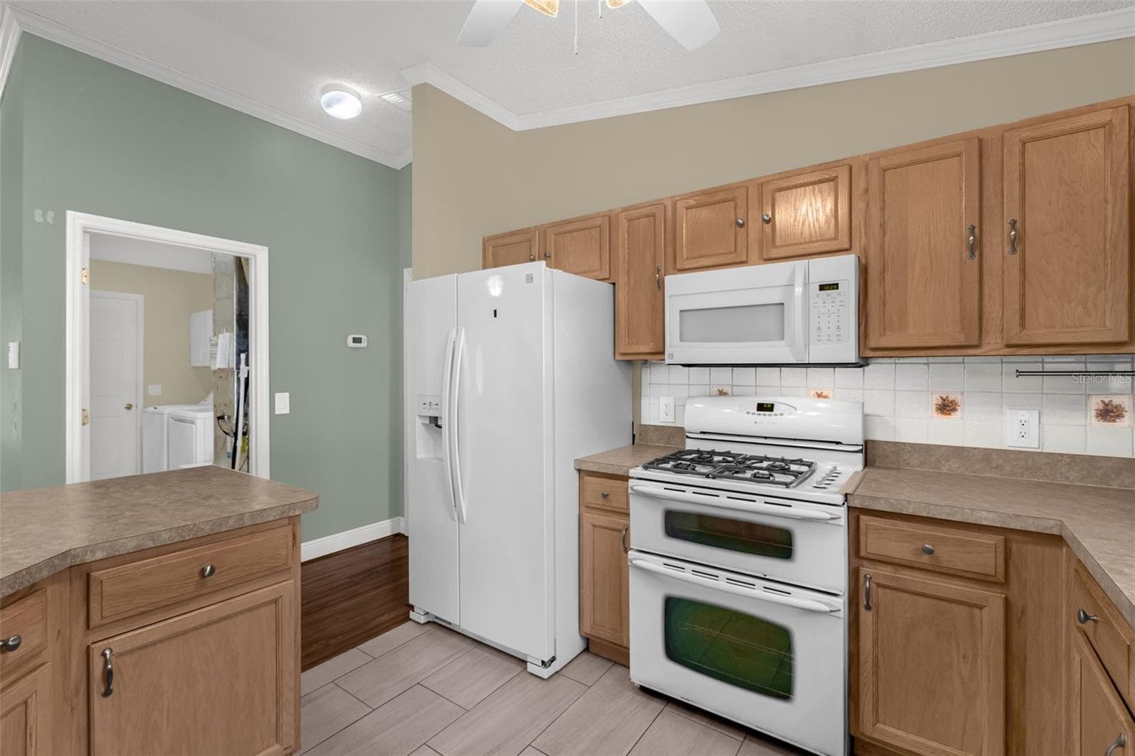 Single Family Residence at 17648 SE 93RD BUTLER CT, THE VILLAGES, photo 14 of 40