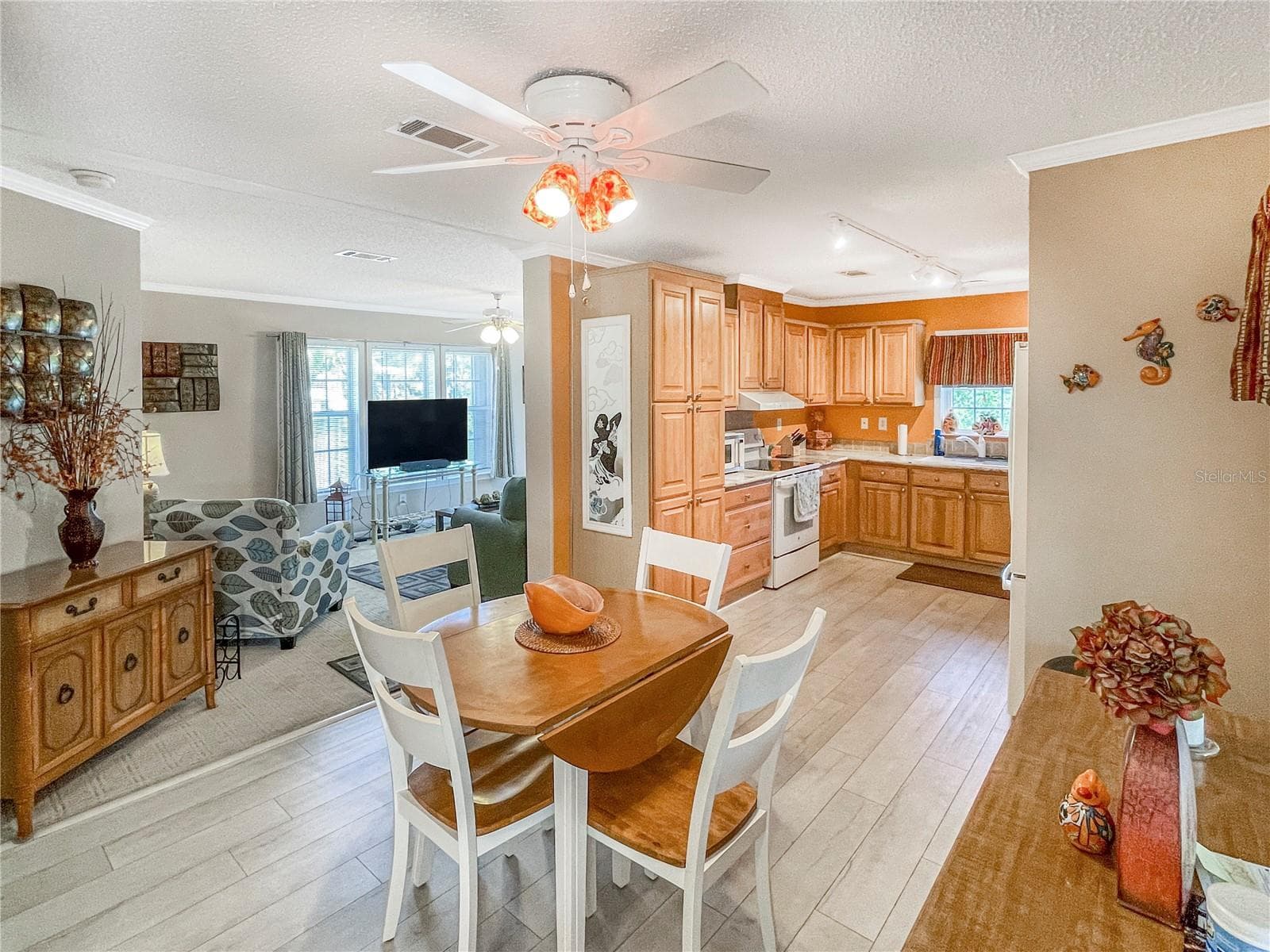 Manufactured Home at 10101 BURNT STORE RD #222, PUNTA GORDA, photo 7 of 24