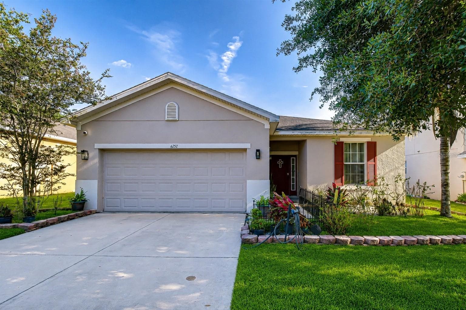 6252 TWIN BRIDGES DR