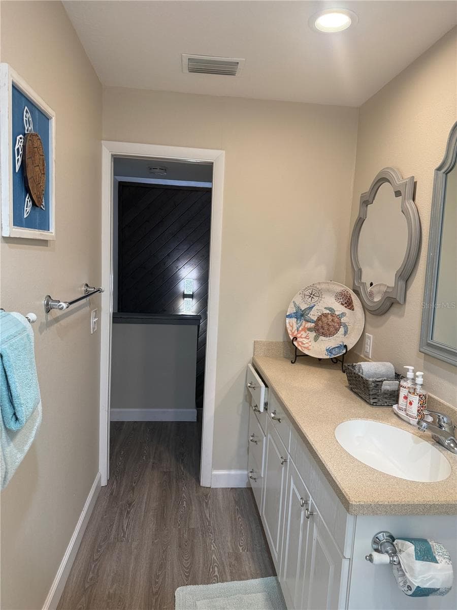 Townhouse at 315 MEDALLION BLVD #H, MADEIRA BEACH, photo 34 of 61