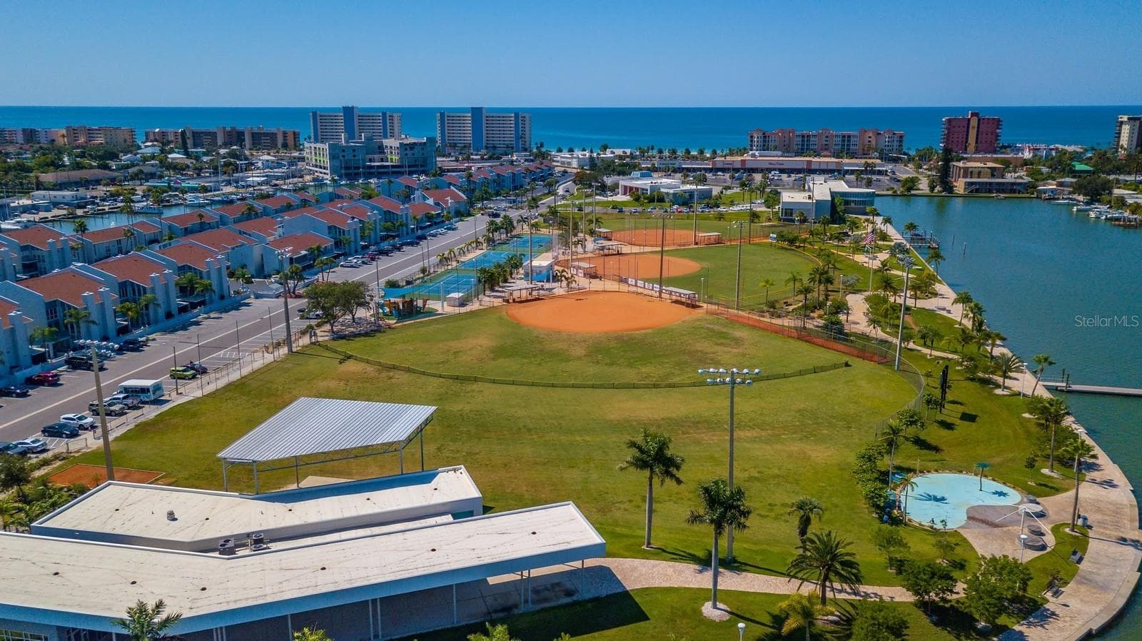 ROC PARK - 315 MEDALLION BLVD #H, MADEIRA BEACH