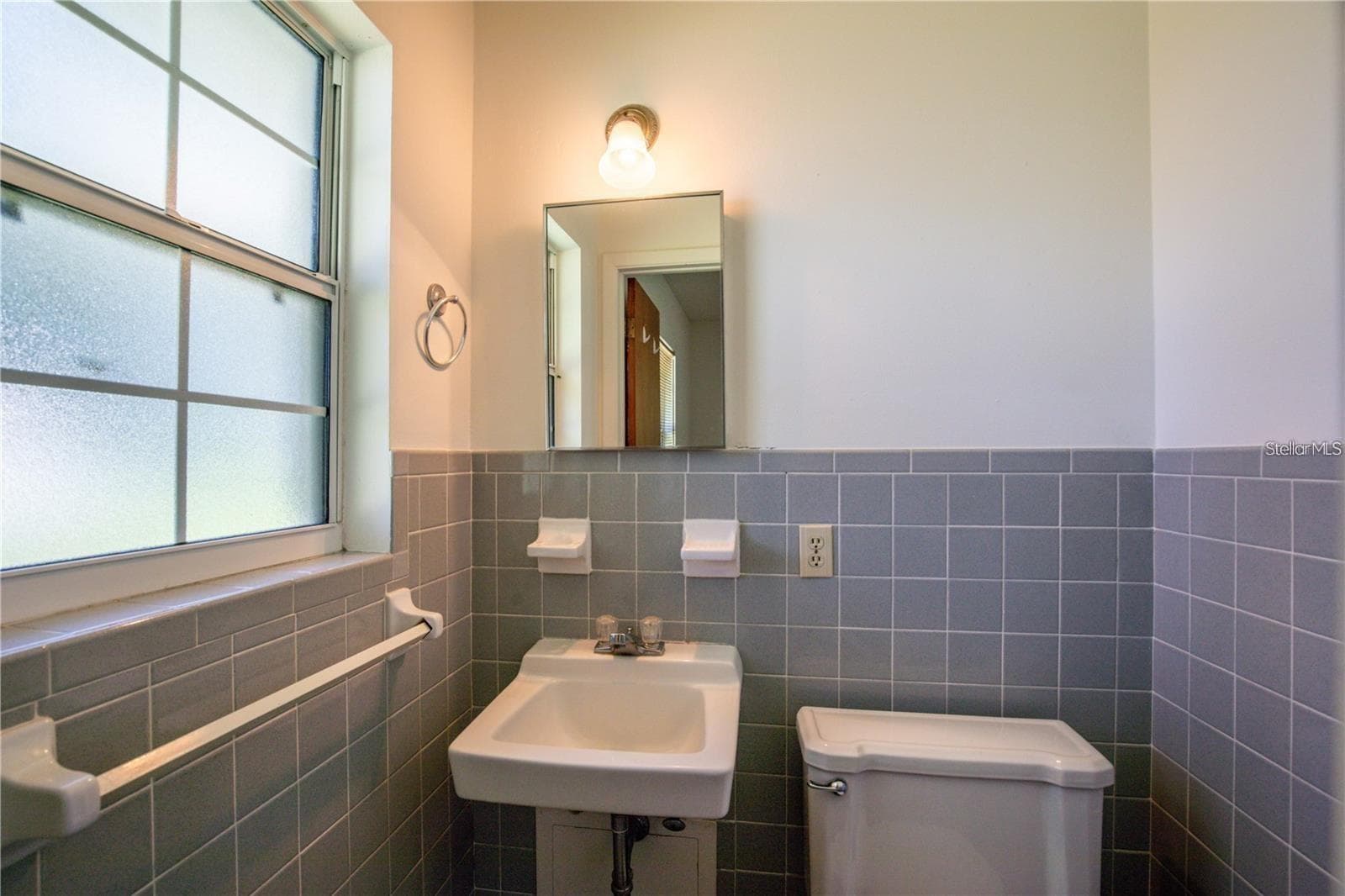 Mixed Use at 25525 COLMAR AVE, SORRENTO, photo 9 of 15