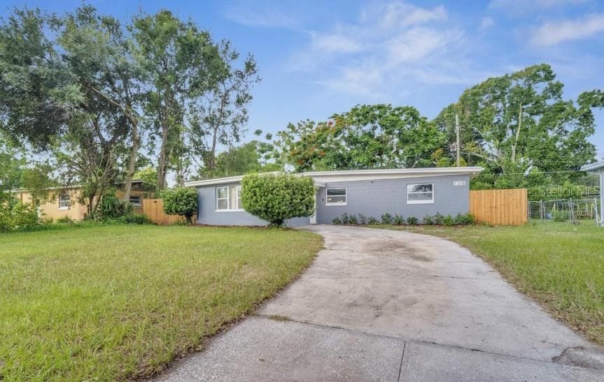 1318 TERRE CIA AVE