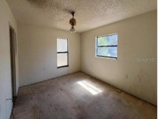 Single Family Residence at 5875 NE 167TH AVE, SILVER SPRINGS, photo 10 of 11
