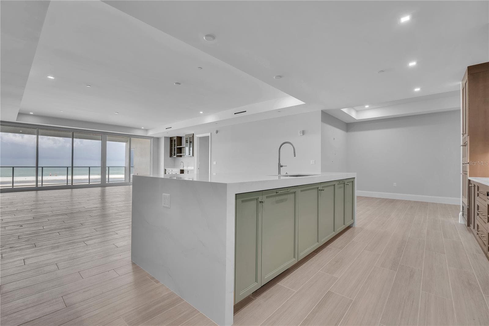 Condominium at 70 AVENIDA VENECCIA #202, SARASOTA, photo 7 of 51