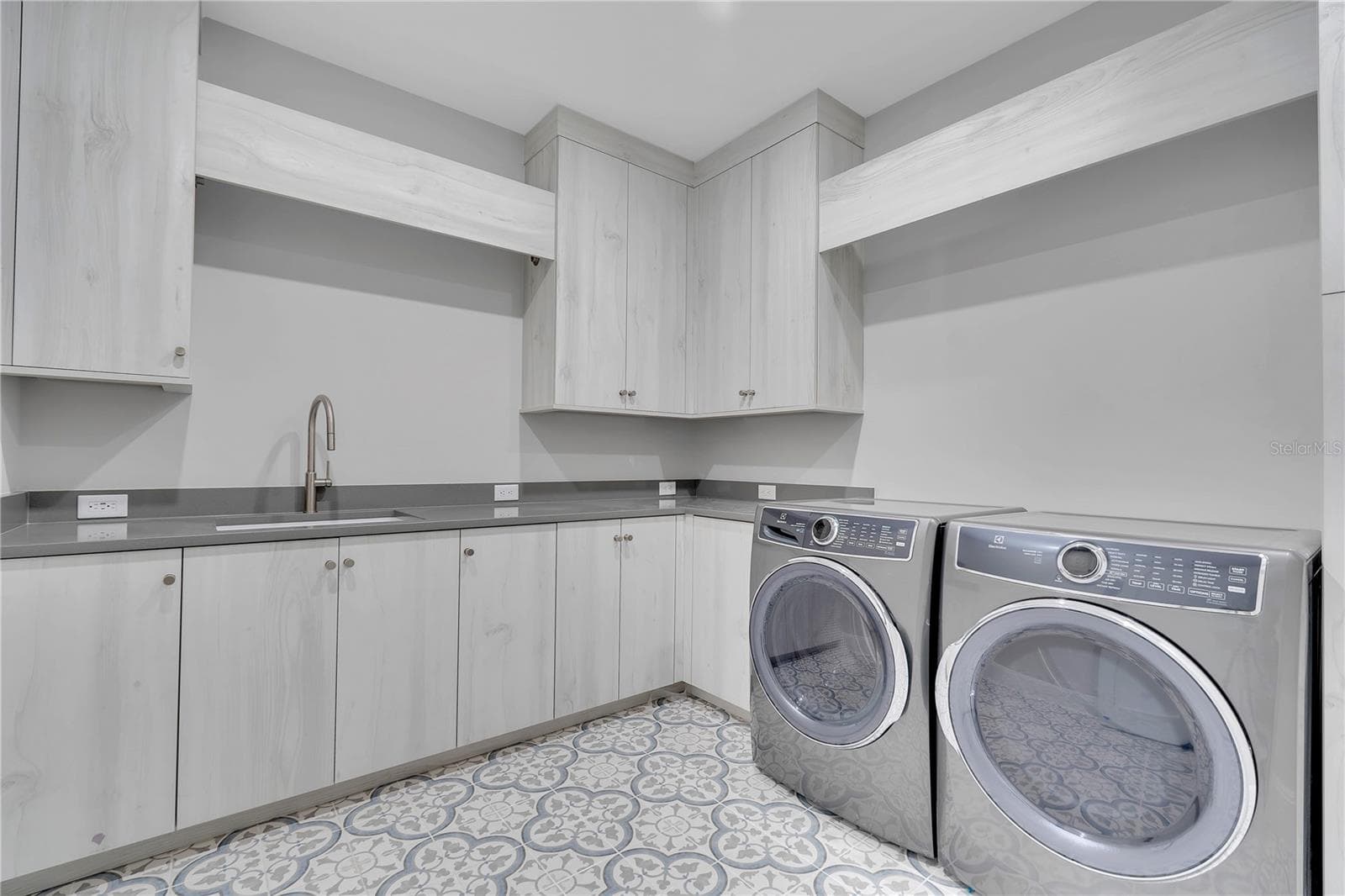 Laundry Room - 70 AVENIDA VENECCIA #202, SARASOTA