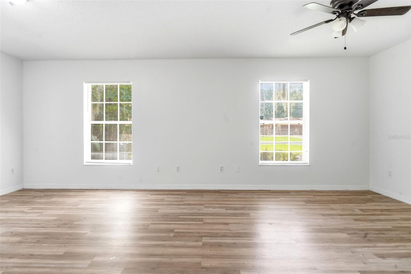 Single Family Residence at 3128 MANGO TREE DR, EDGEWATER, photo 22 of 43