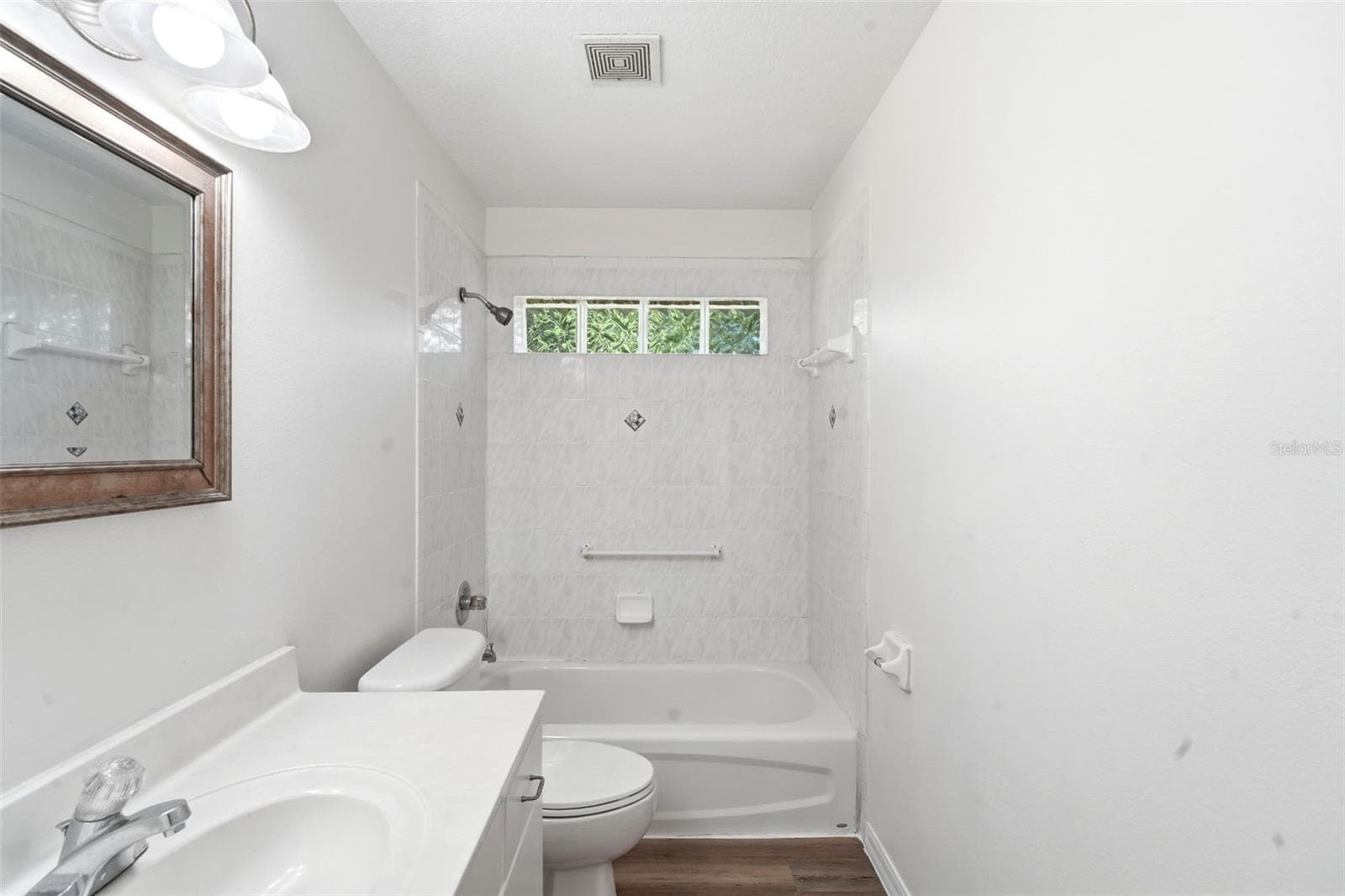 Single Family Residence at 3128 MANGO TREE DR, EDGEWATER, photo 26 of 43