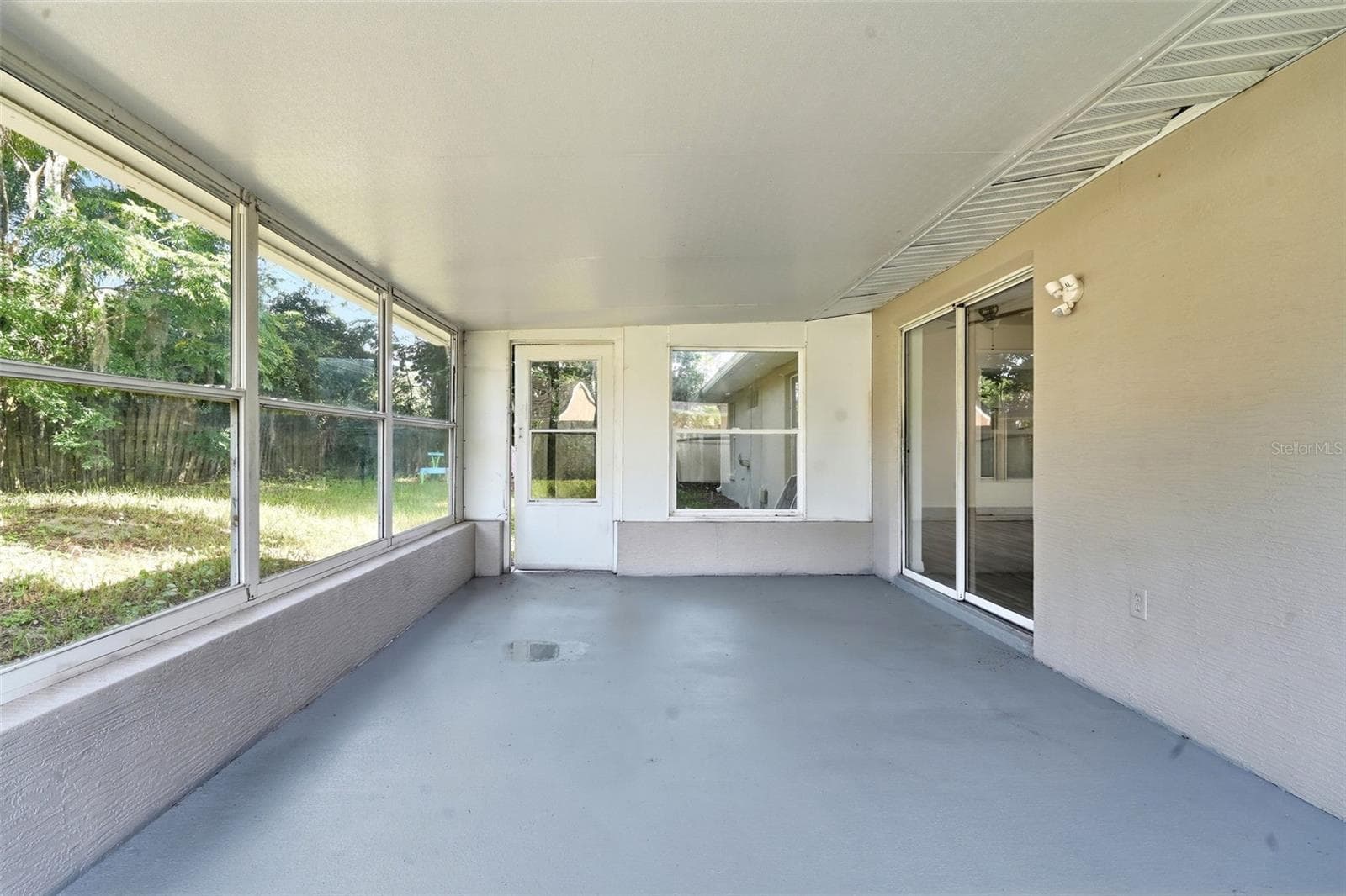 Single Family Residence at 3128 MANGO TREE DR, EDGEWATER, photo 28 of 43