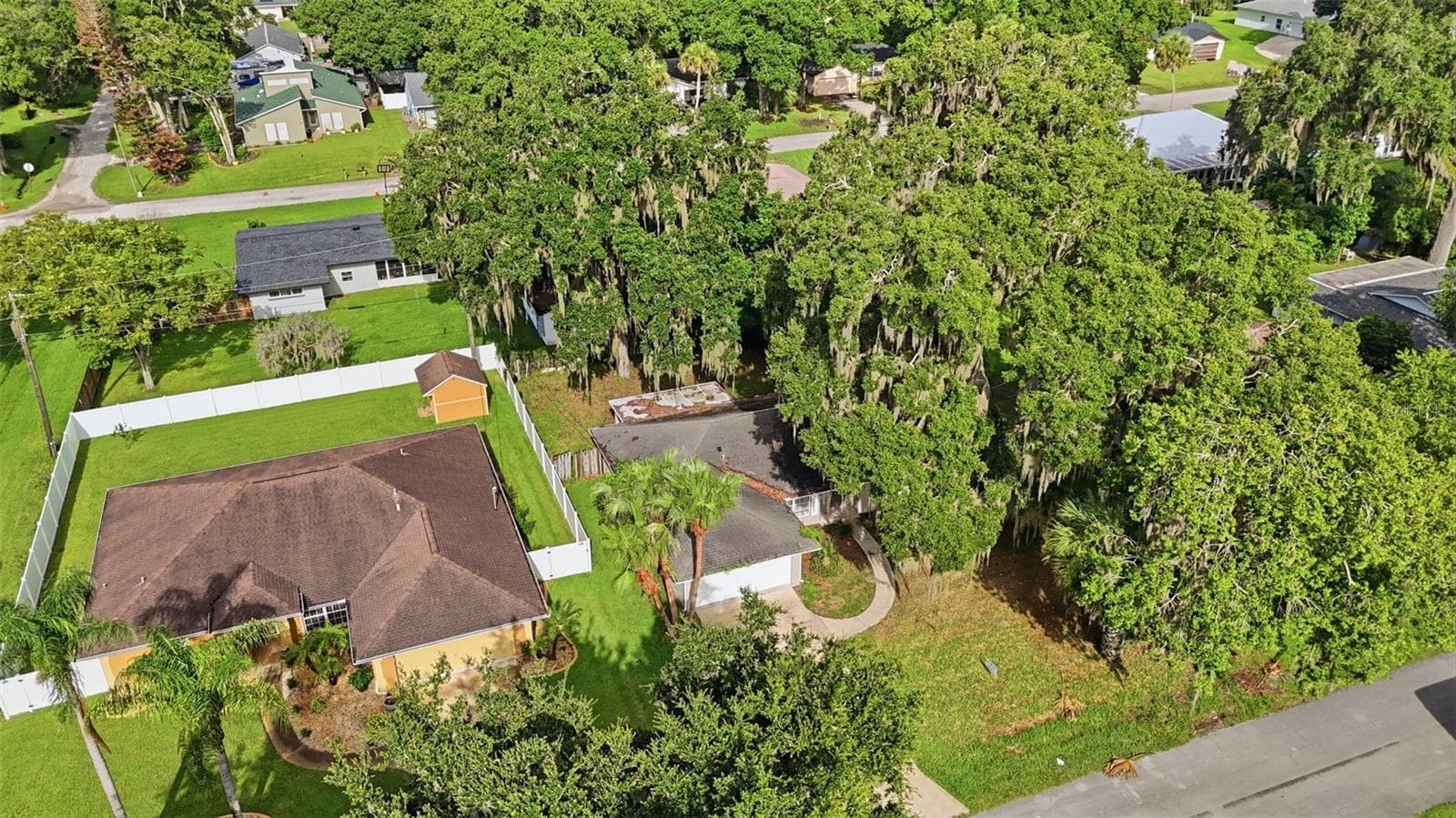 Single Family Residence at 3128 MANGO TREE DR, EDGEWATER, photo 40 of 43