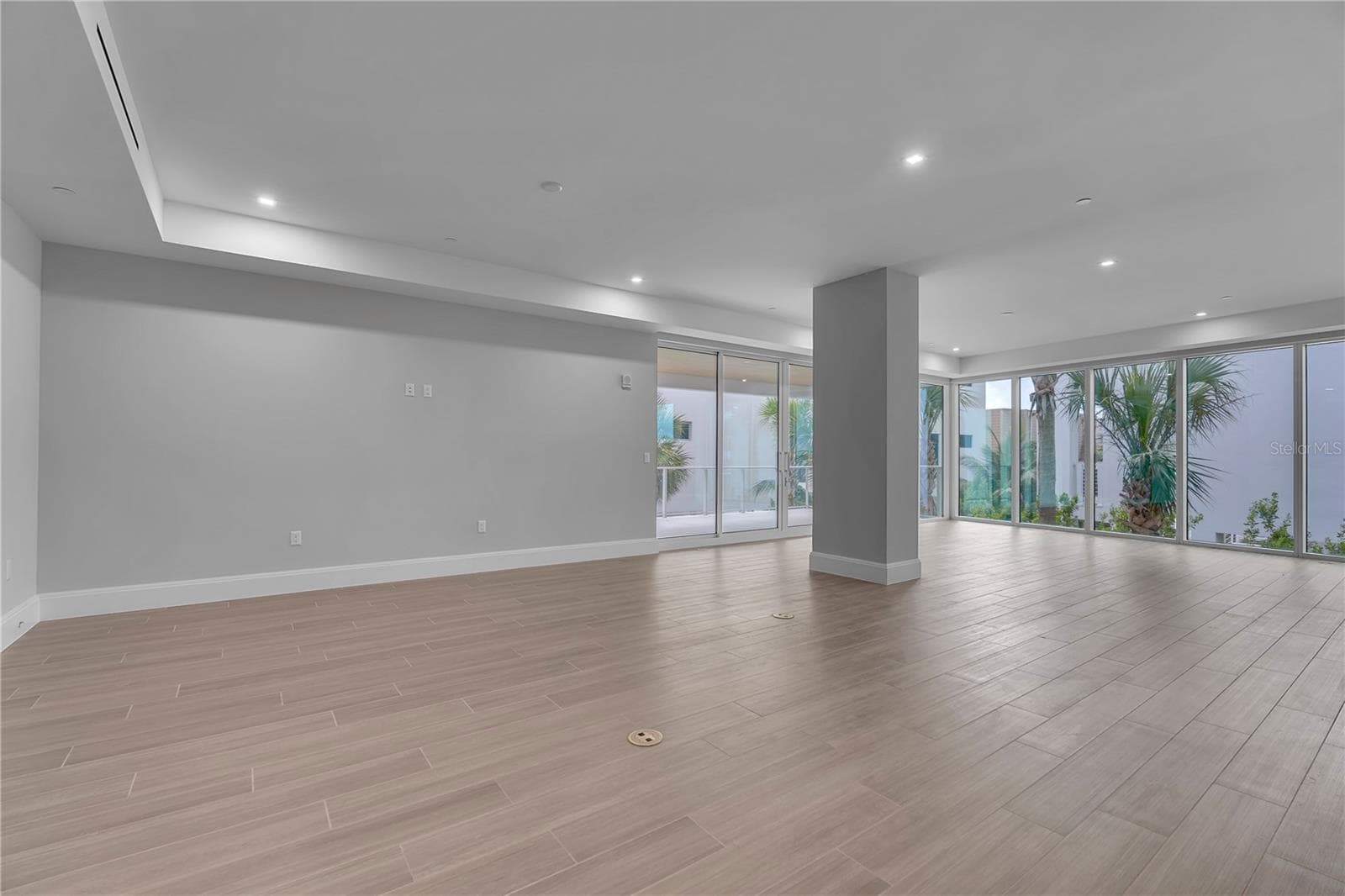 Living Space - 70 AVENIDA VENECCIA #204, SARASOTA