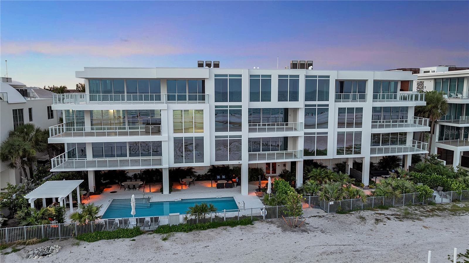 Condominium at 70 AVENIDA VENECCIA #204, SARASOTA, photo 26 of 50