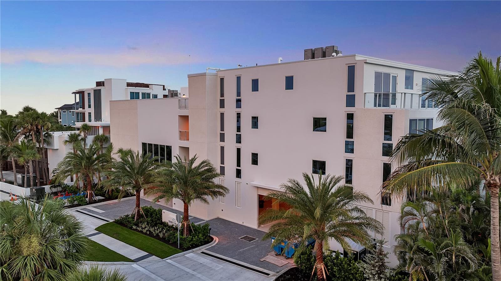 Condominium at 70 AVENIDA VENECCIA #204, SARASOTA, photo 31 of 50