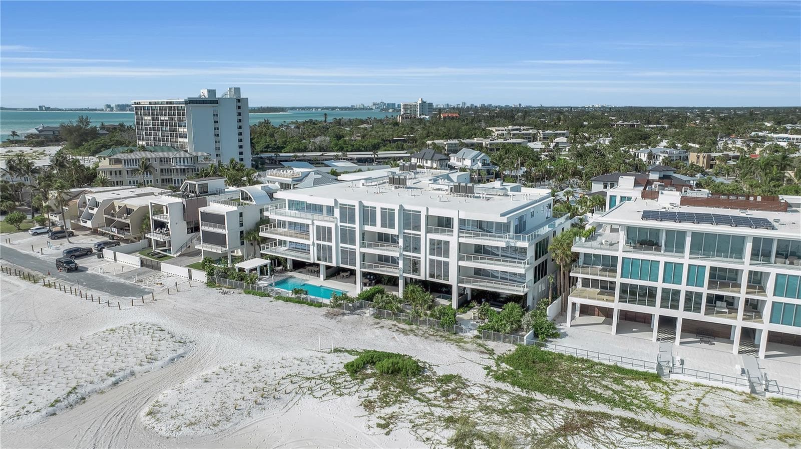 Condominium at 70 AVENIDA VENECCIA #204, SARASOTA, photo 33 of 50