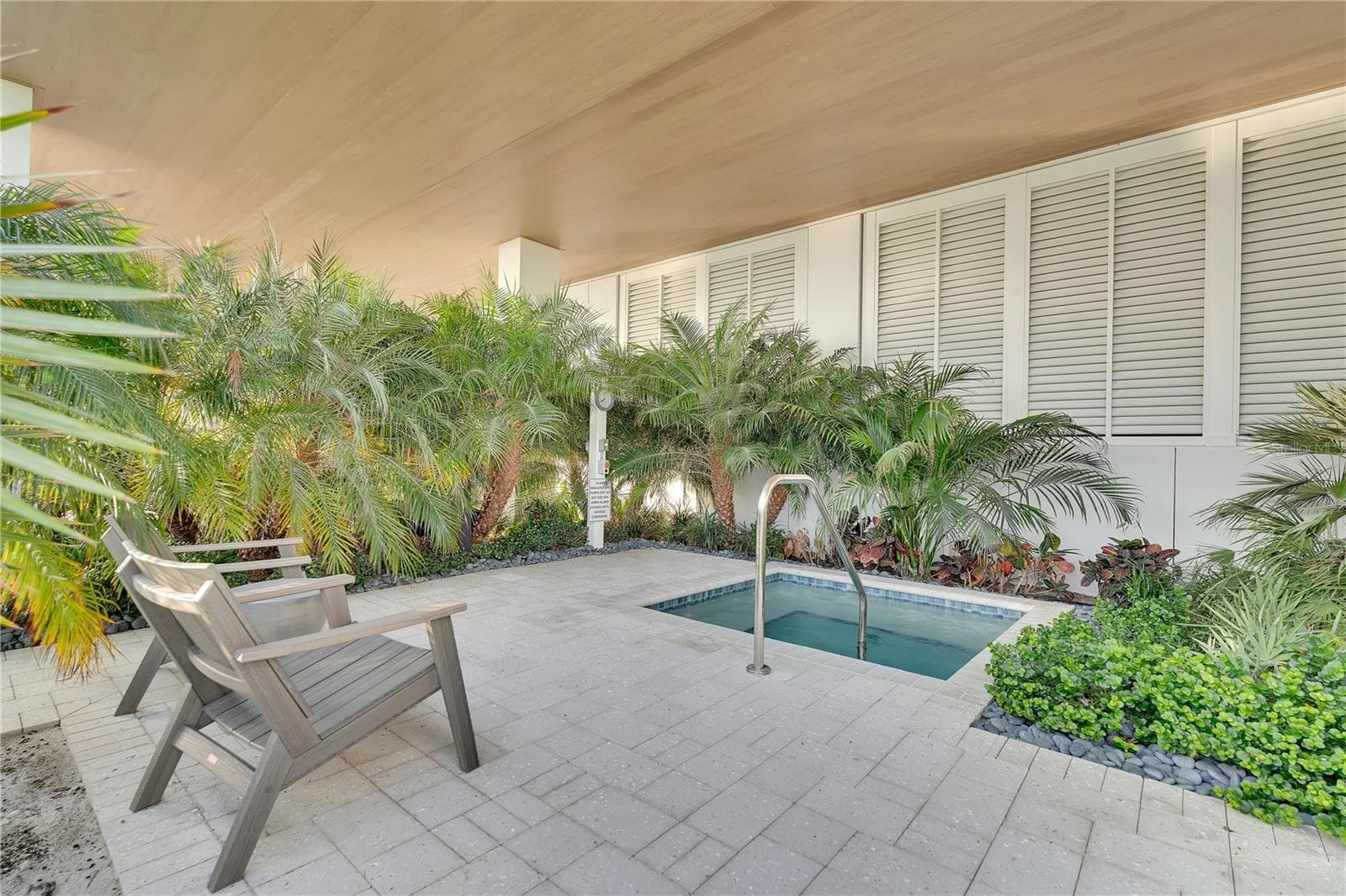 Spa - 70 AVENIDA VENECCIA #204, SARASOTA