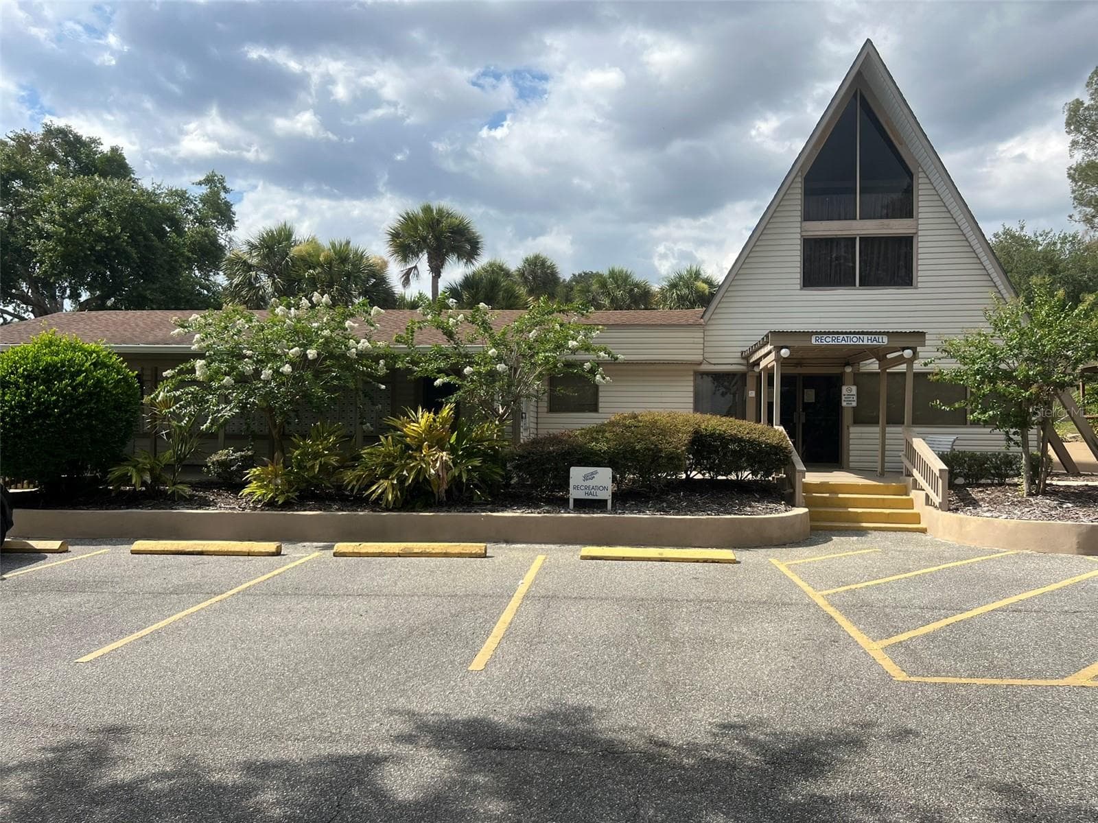 Clubhouse, mailboxes, pool and shuffleboard - 10301 US HIGHWAY 27 #192, CLERMONT