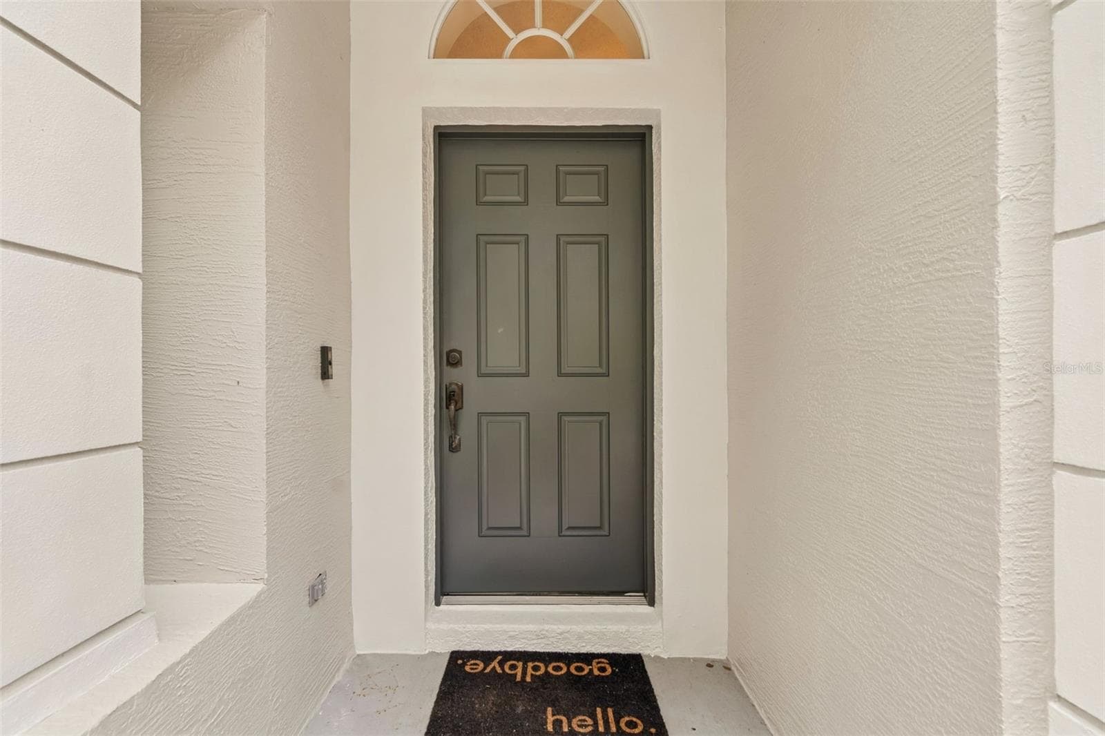 Single Family Residence at 19029 CHEMILLE DR, LUTZ, photo 5 of 57