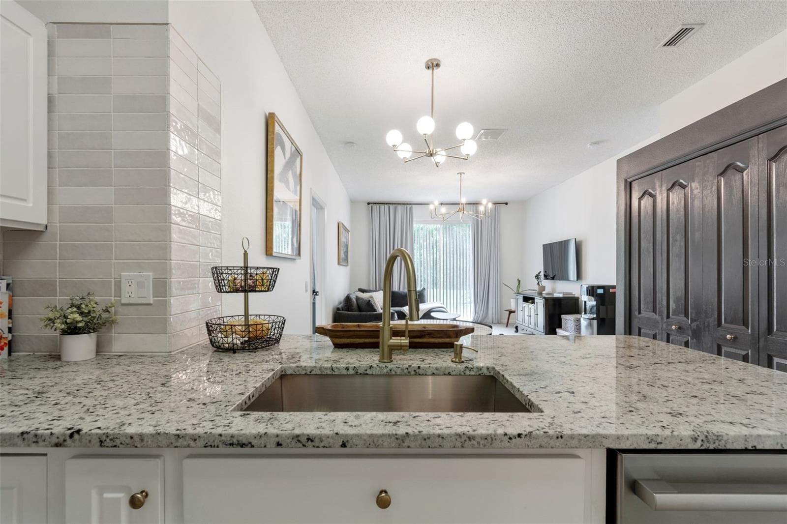 Single Family Residence at 19029 CHEMILLE DR, LUTZ, photo 19 of 57
