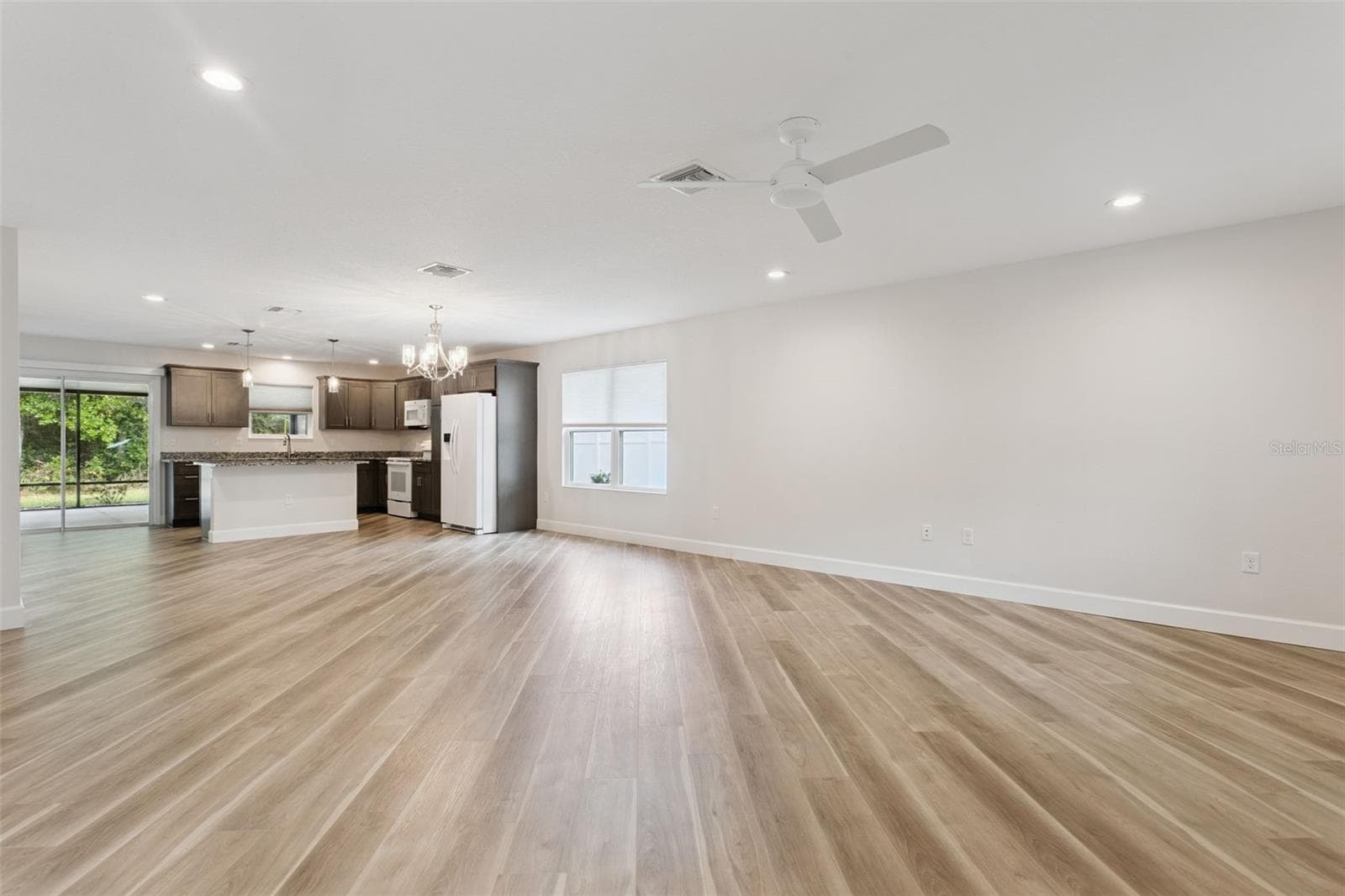 Single Family Residence at 209 JEAN ST, TAVARES, photo 5 of 22