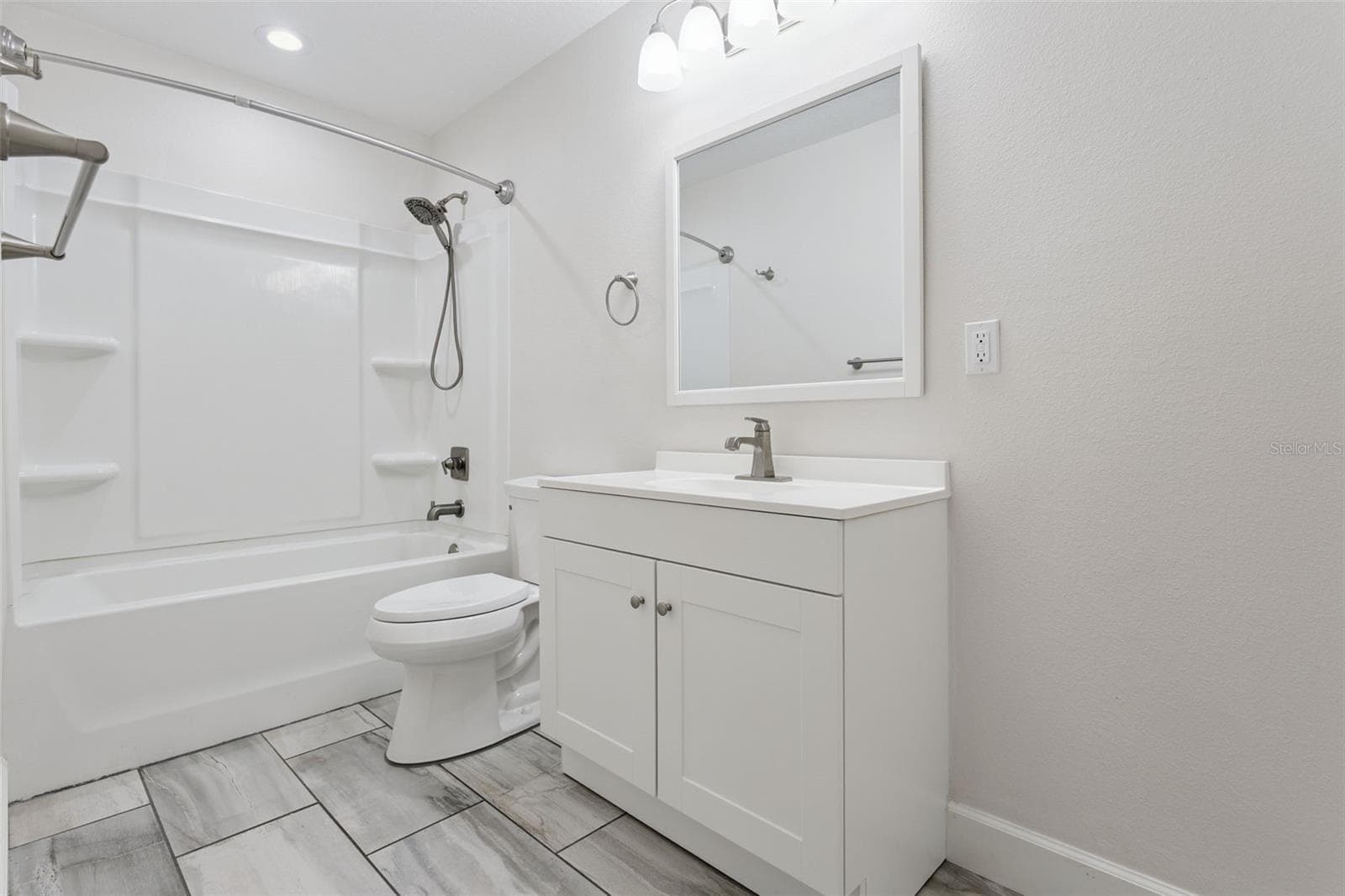 Single Family Residence at 209 JEAN ST, TAVARES, photo 16 of 22