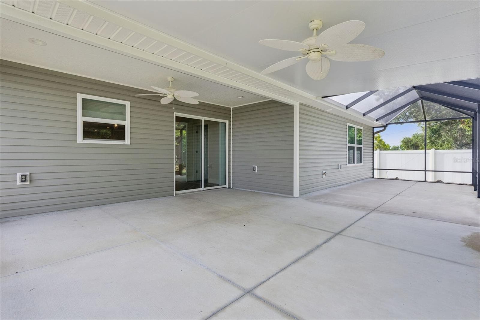 Single Family Residence at 209 JEAN ST, TAVARES, photo 19 of 22