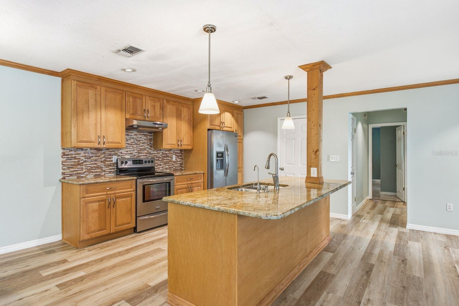 Condominium at 511 MISTLETOE CT #C, SAFETY HARBOR, photo 2 of 27