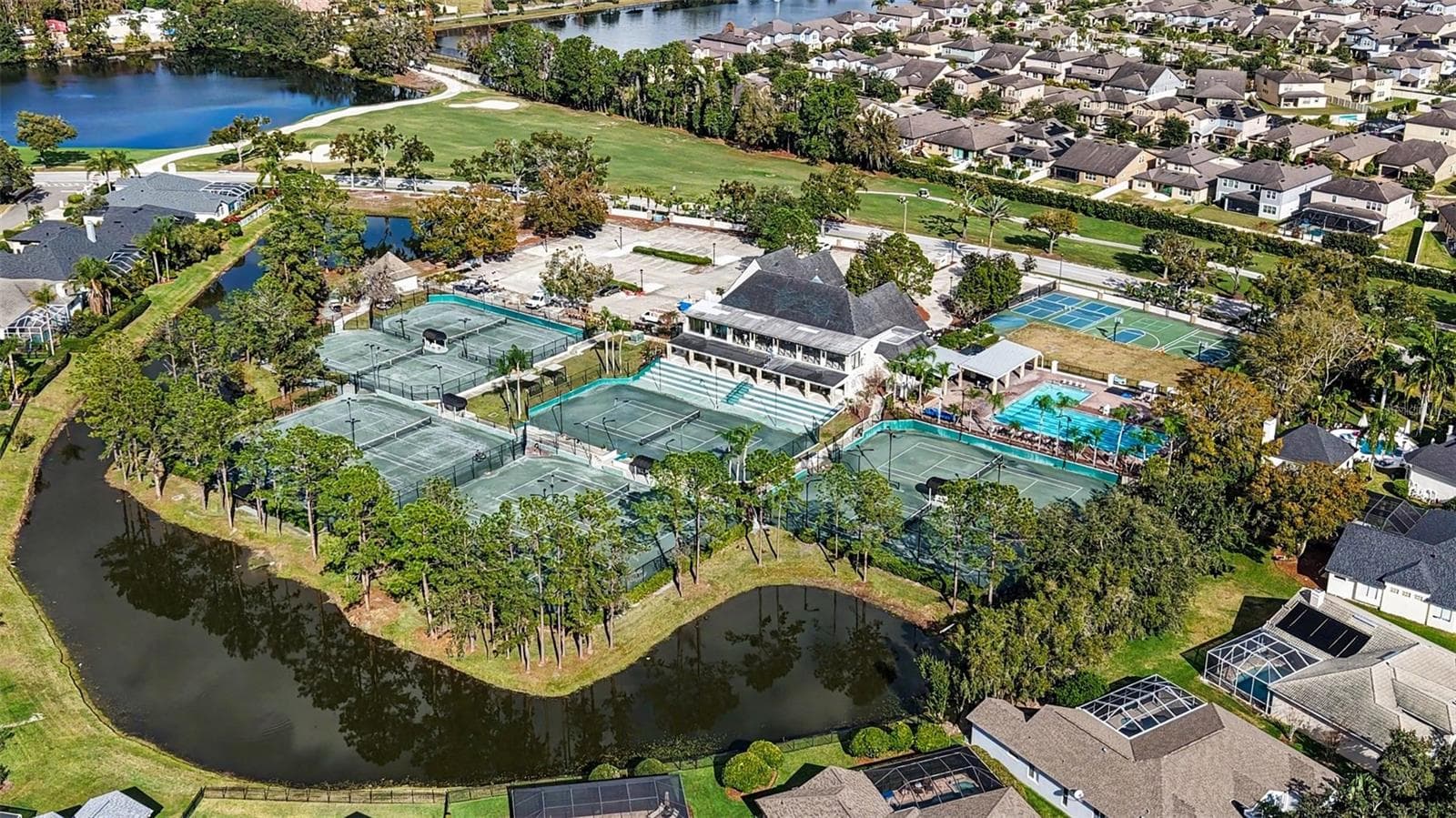 Community Amenities - 6112 CEZANNE AVE, LUTZ