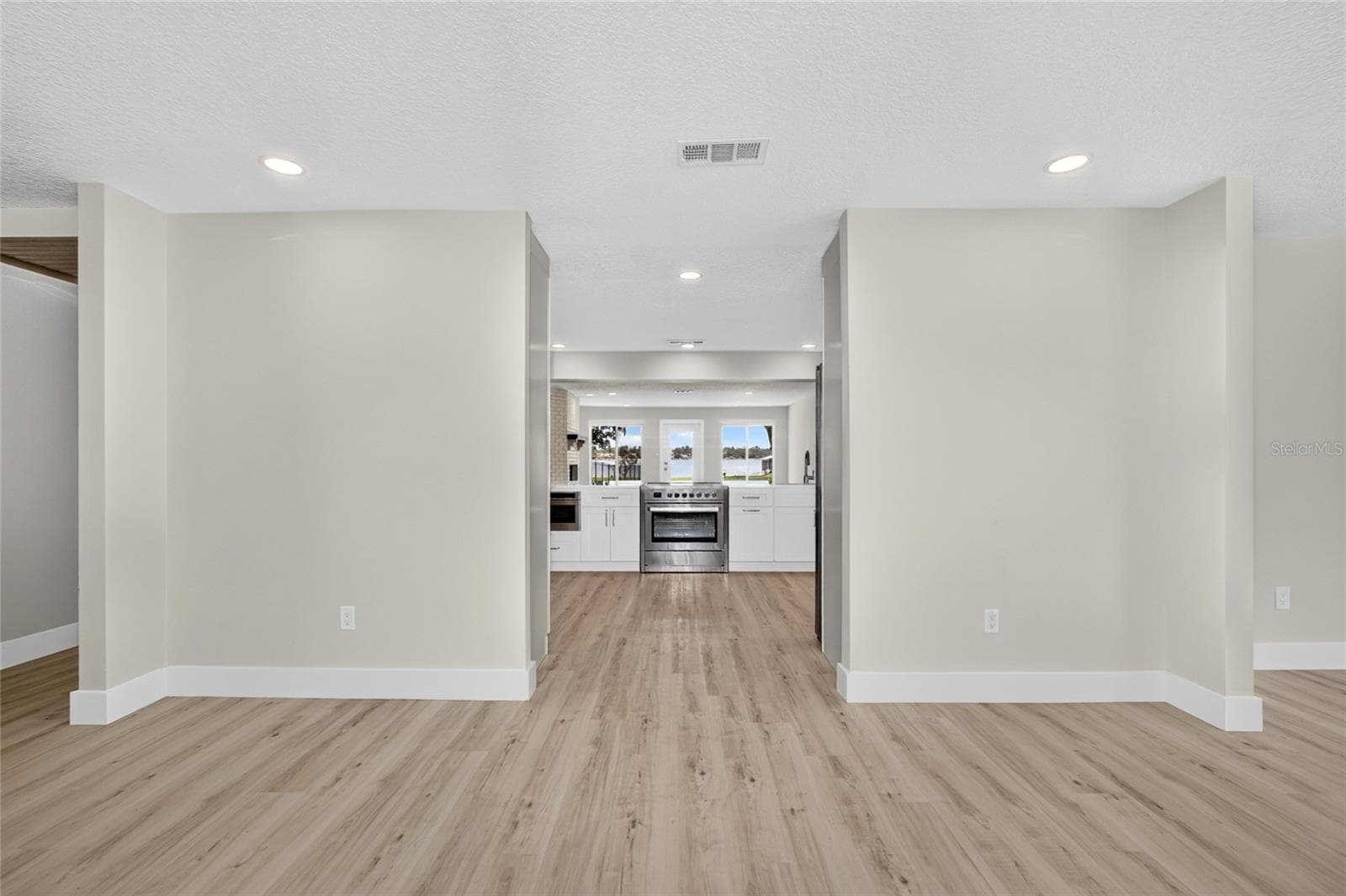 Single Family Residence at 1225 HOFFNER AVE, ORLANDO, photo 7 of 73