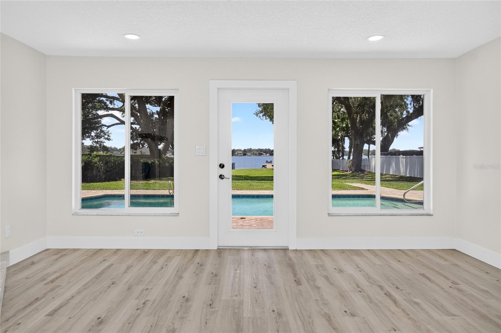 Single Family Residence at 1225 HOFFNER AVE, ORLANDO, photo 25 of 73