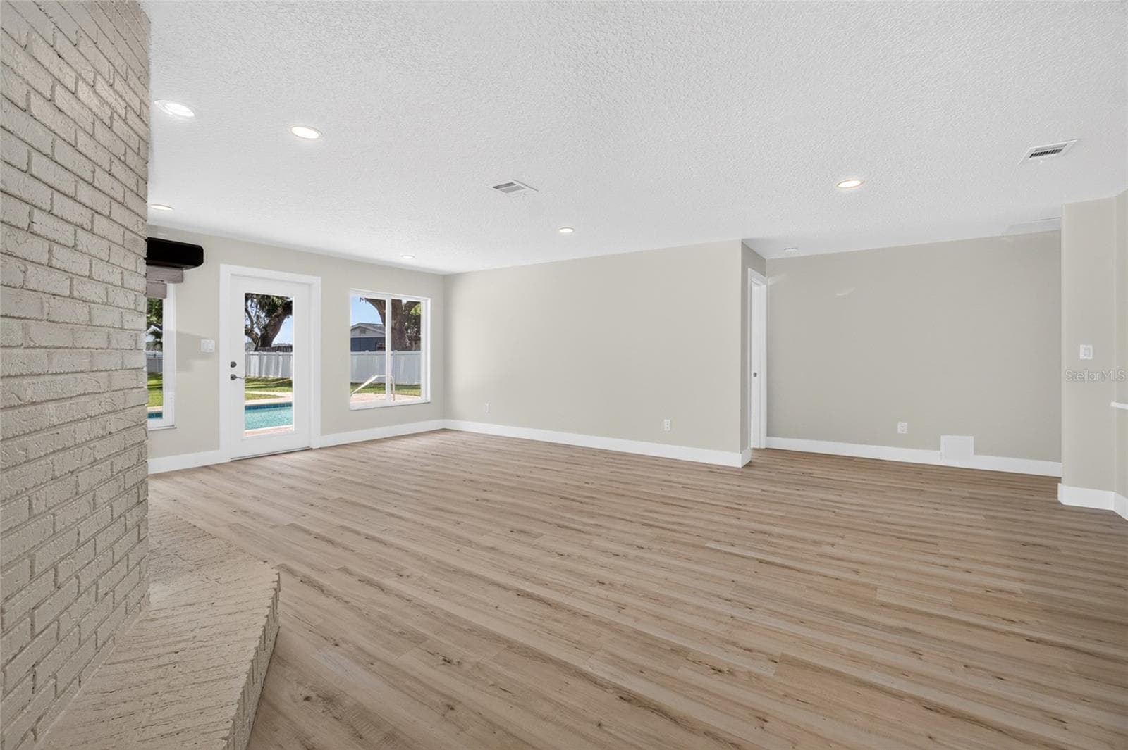Single Family Residence at 1225 HOFFNER AVE, ORLANDO, photo 18 of 73