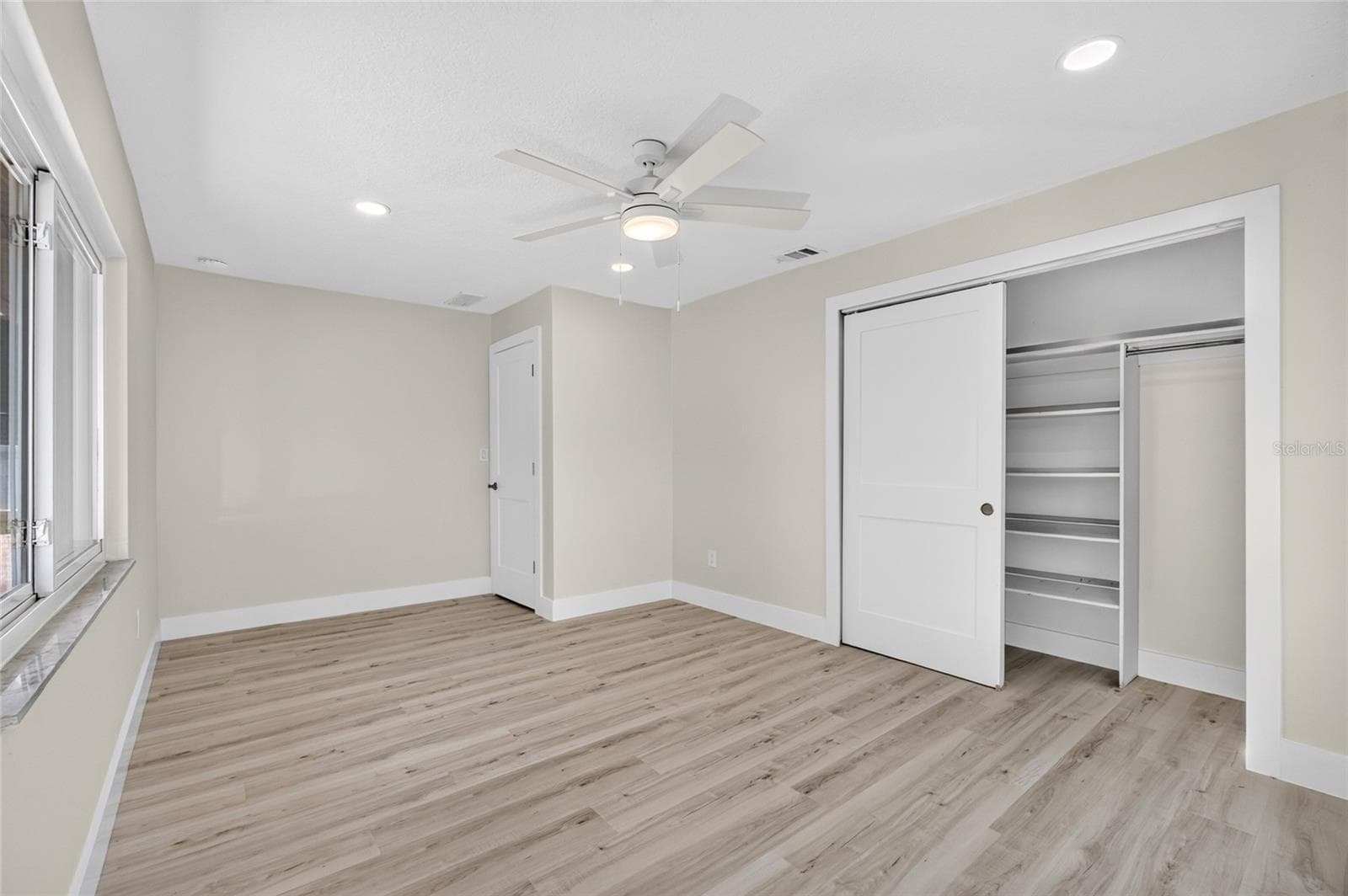 Single Family Residence at 1225 HOFFNER AVE, ORLANDO, photo 36 of 73