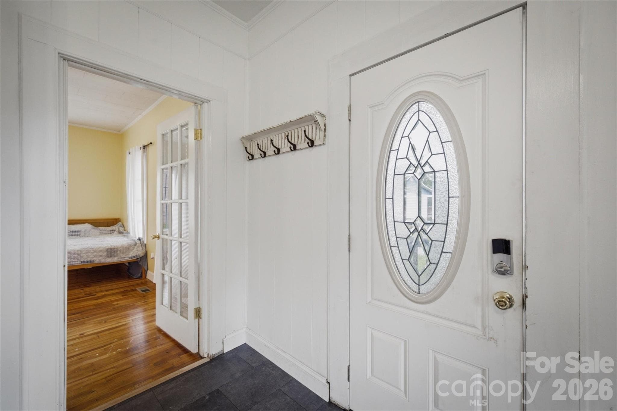 Single Family Residence at 302 Catawba Avenue, Hickory, photo 5 of 33