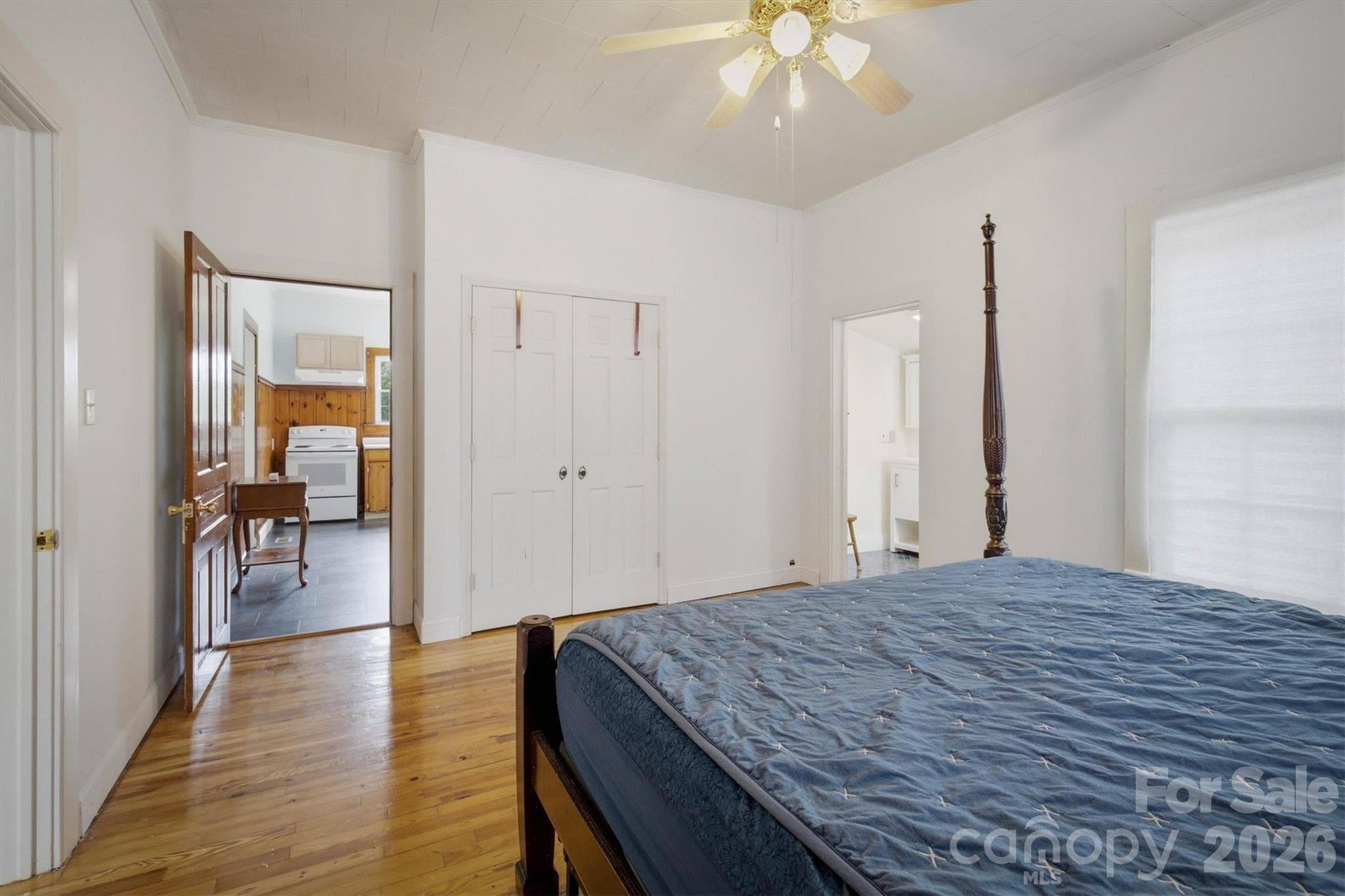 Single Family Residence at 302 Catawba Avenue, Hickory, photo 15 of 33