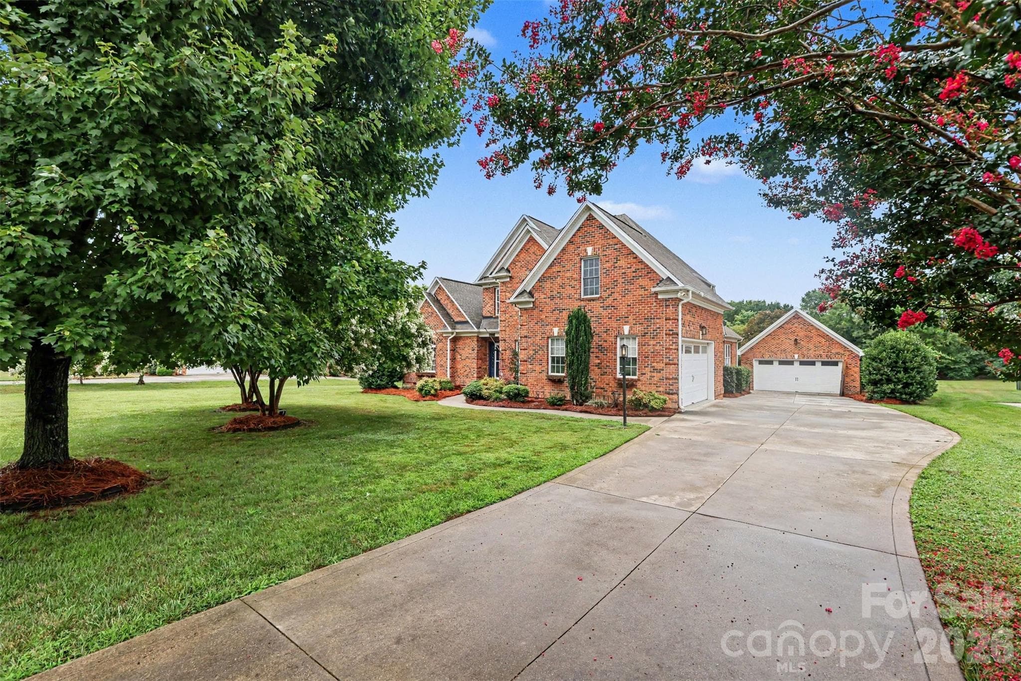 Single Family Residence at 1004 Creekwalk Drive, Stanley, photo 2 of 48