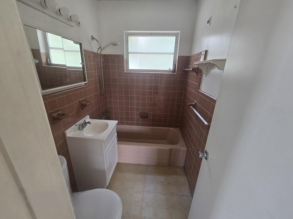 Single Family Residence at 21330 HEPNER AVE, PORT CHARLOTTE, photo 13 of 17